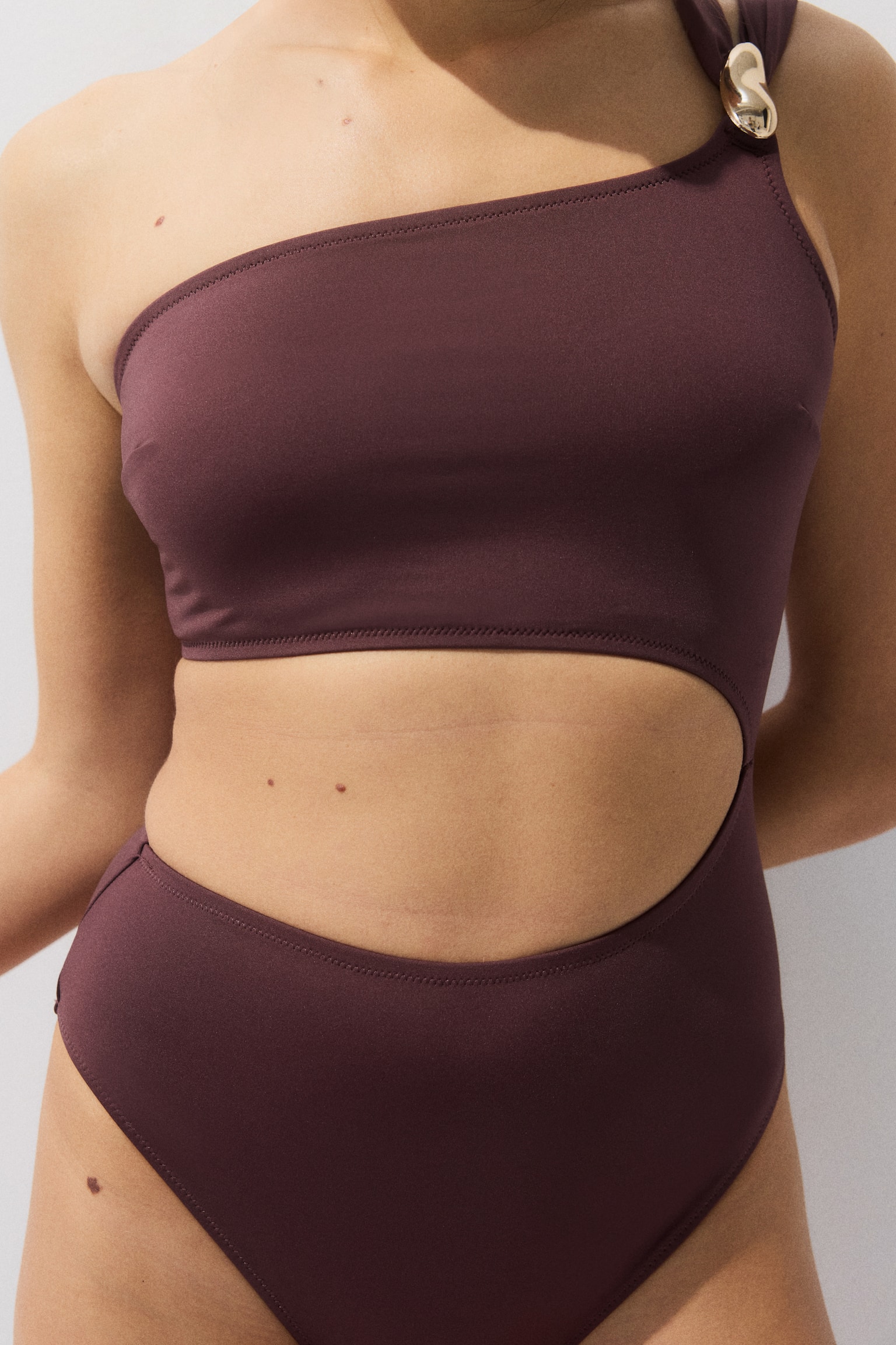 Padded-cup one-shoulder swimsuit - Dark brown - 1