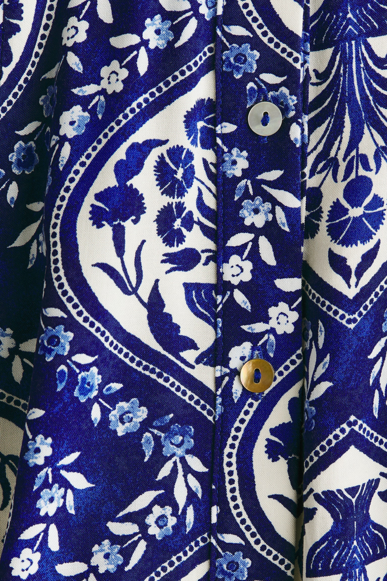 Tie-belt shirt dress - Blue/White patterned/Black/White/Red floral/Black/Black/Floral/Dark beige/Leopard print/Light beige/Leopard print/Cream/Zebra print/White/Blue patterned/Beige/Leopard print/Bright blue/White patterned/Dark brown/Polka dot/White/Green patterned/Black/Green/Patterned/Dark brown/Floral/Cream/Black patterned/Black/Floral/Dark khaki green/White/Burgundy floral/Navy blue - 4