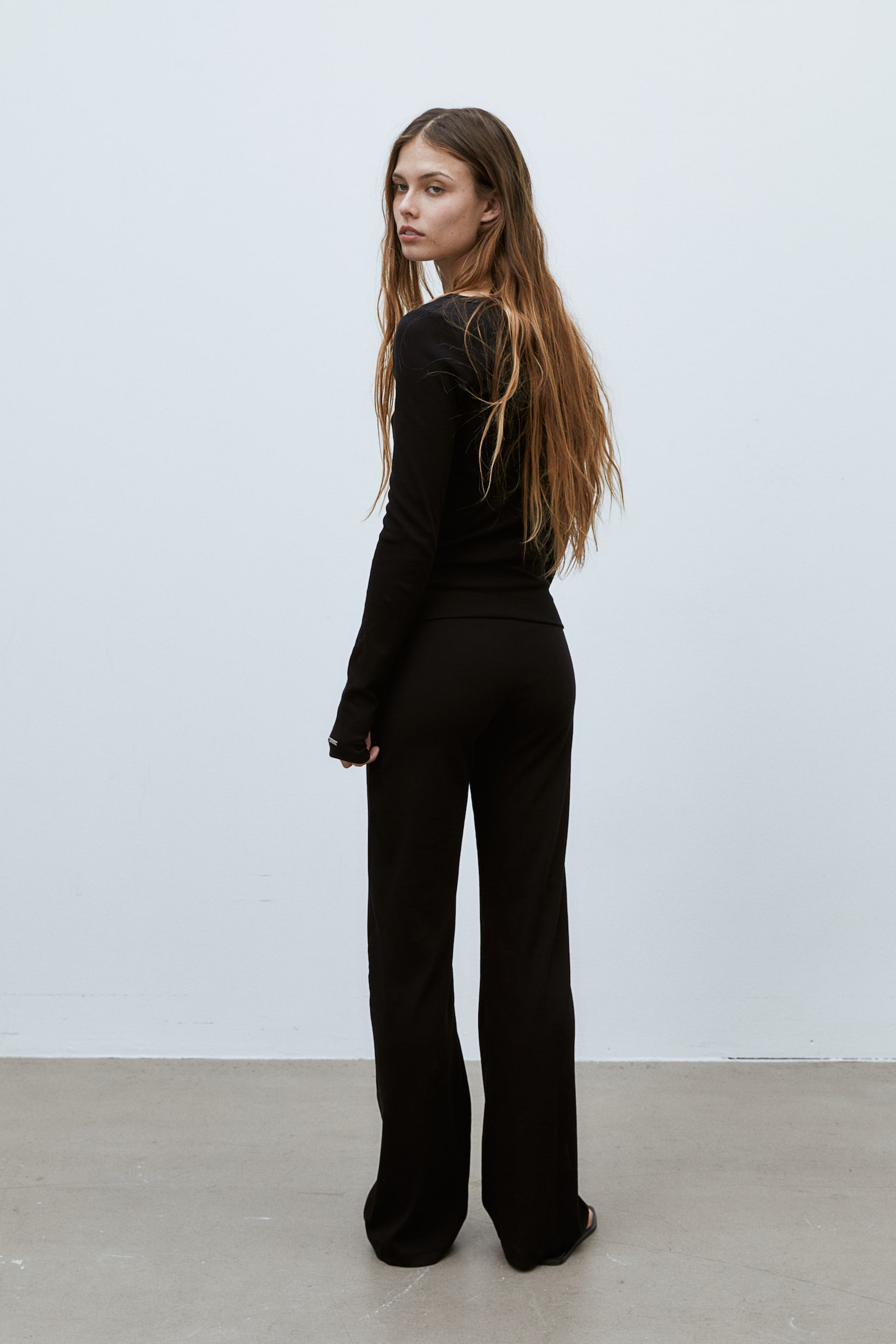 Ease Ribbed Pants - Black/Café Au Lait - 3