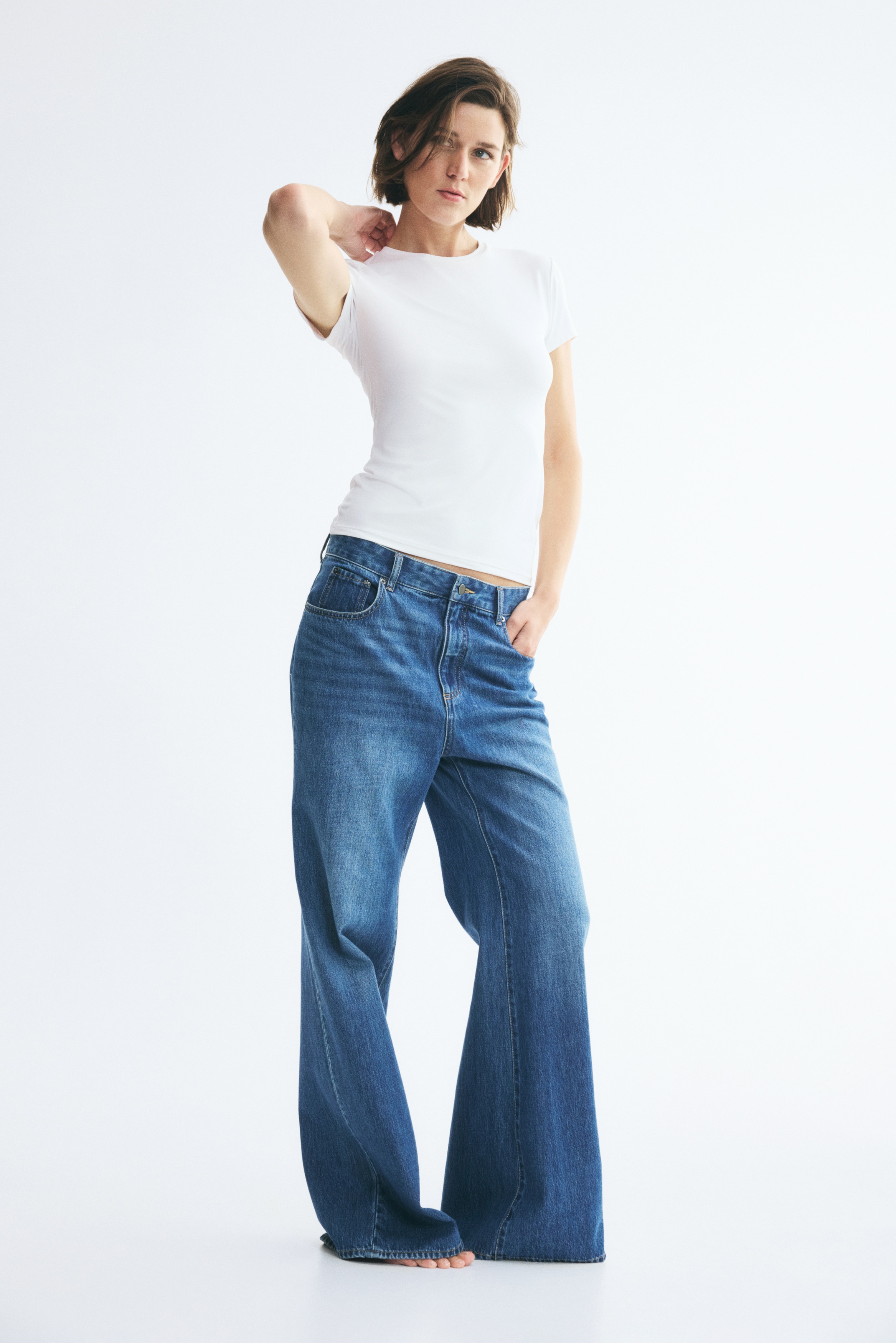 Fitted microfibre T-shirtModel
