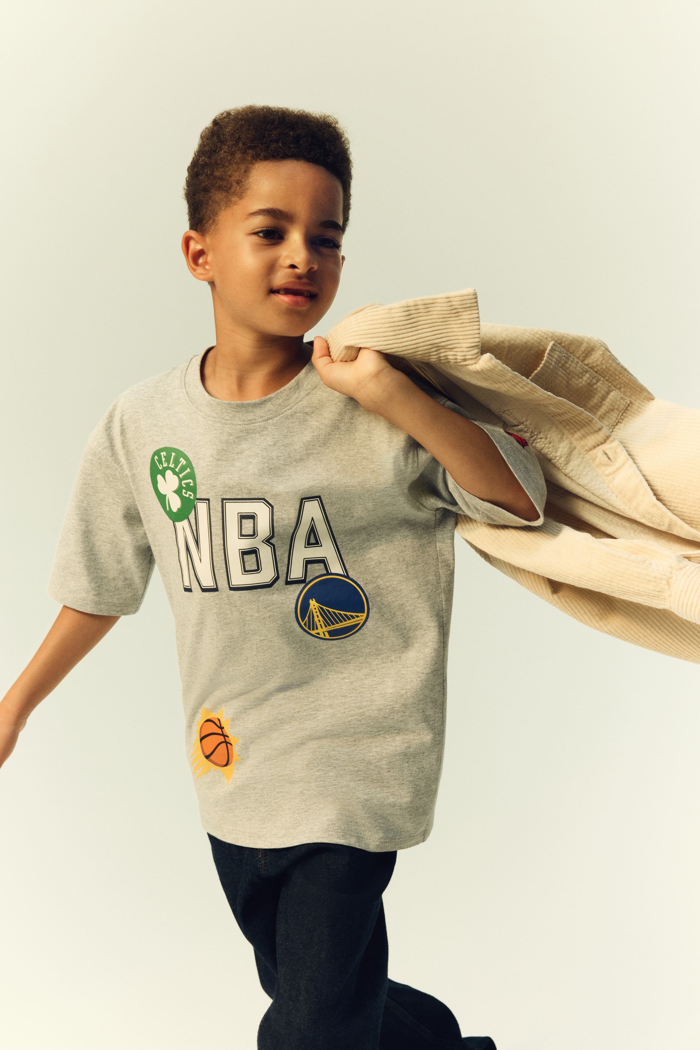 Oversized Printed T-Shirt - Light gray/NBA - Kids | H&M US