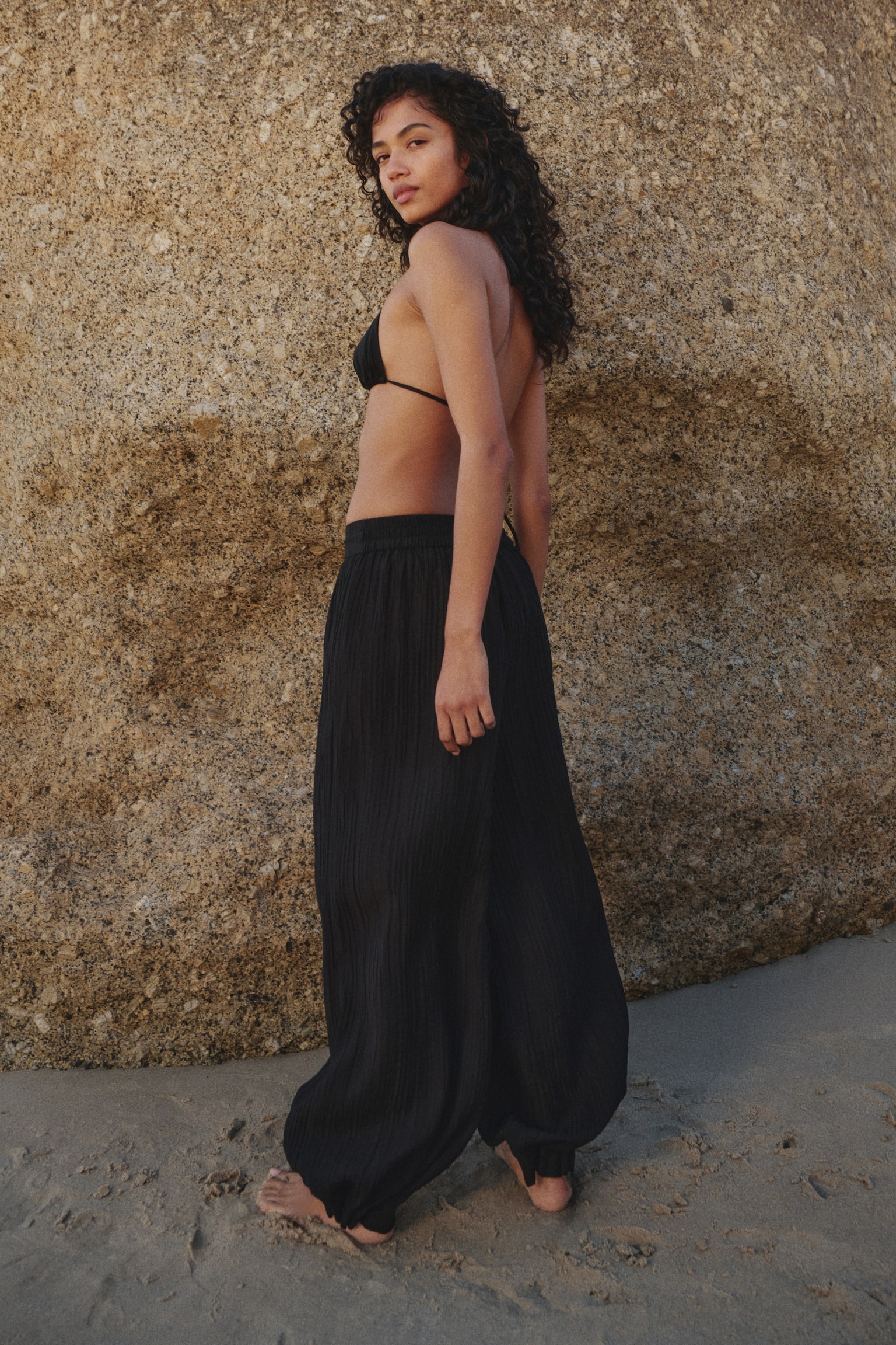 Crinkled drawstring trousers - Black - 3