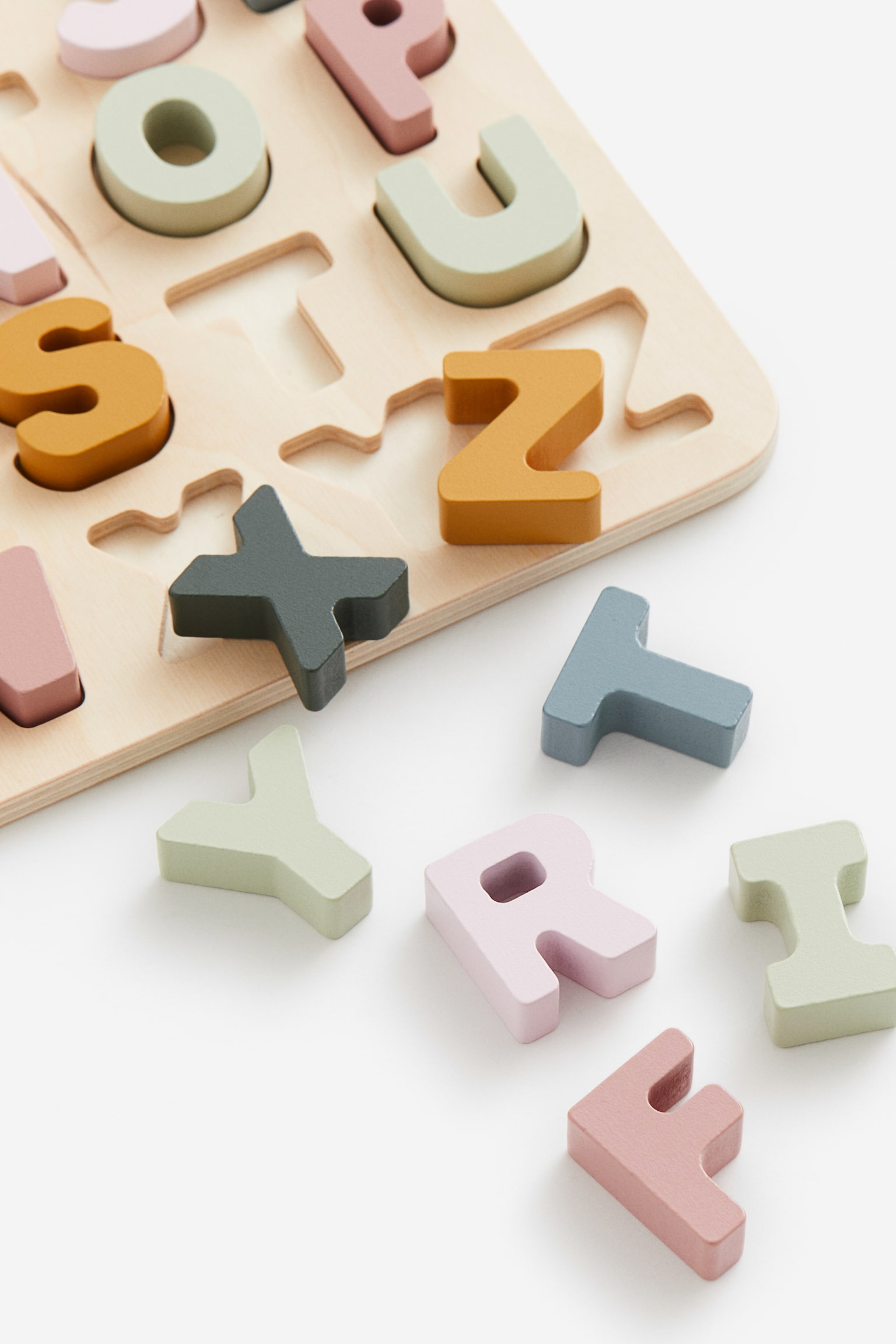 Wooden alphabet puzzle - Multi-coloured - 3