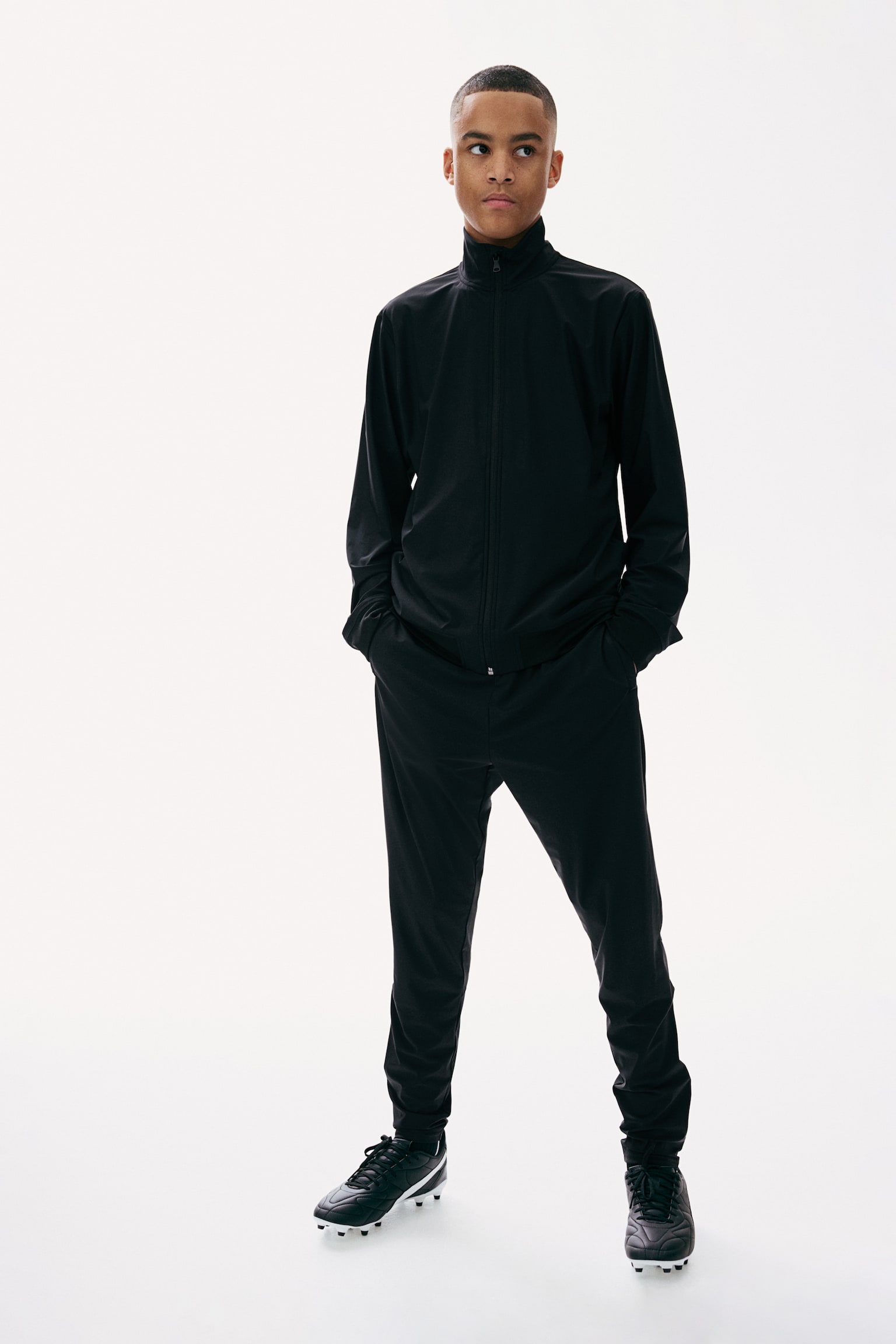 Детские брюки H&M Soccer Pants with DryMove™, цвет: Чёрный — фото 3