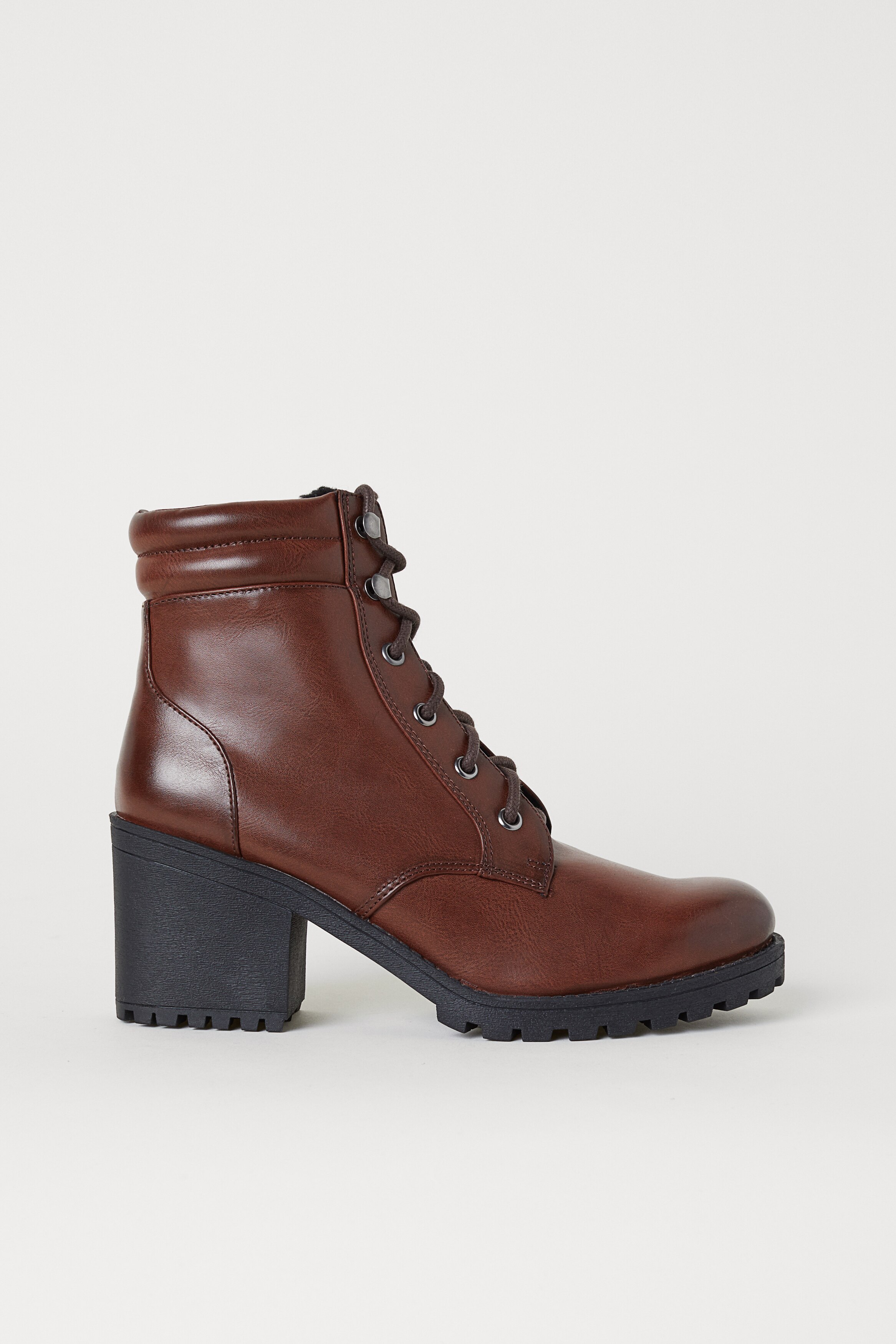 H&m chunky heel boots best sale