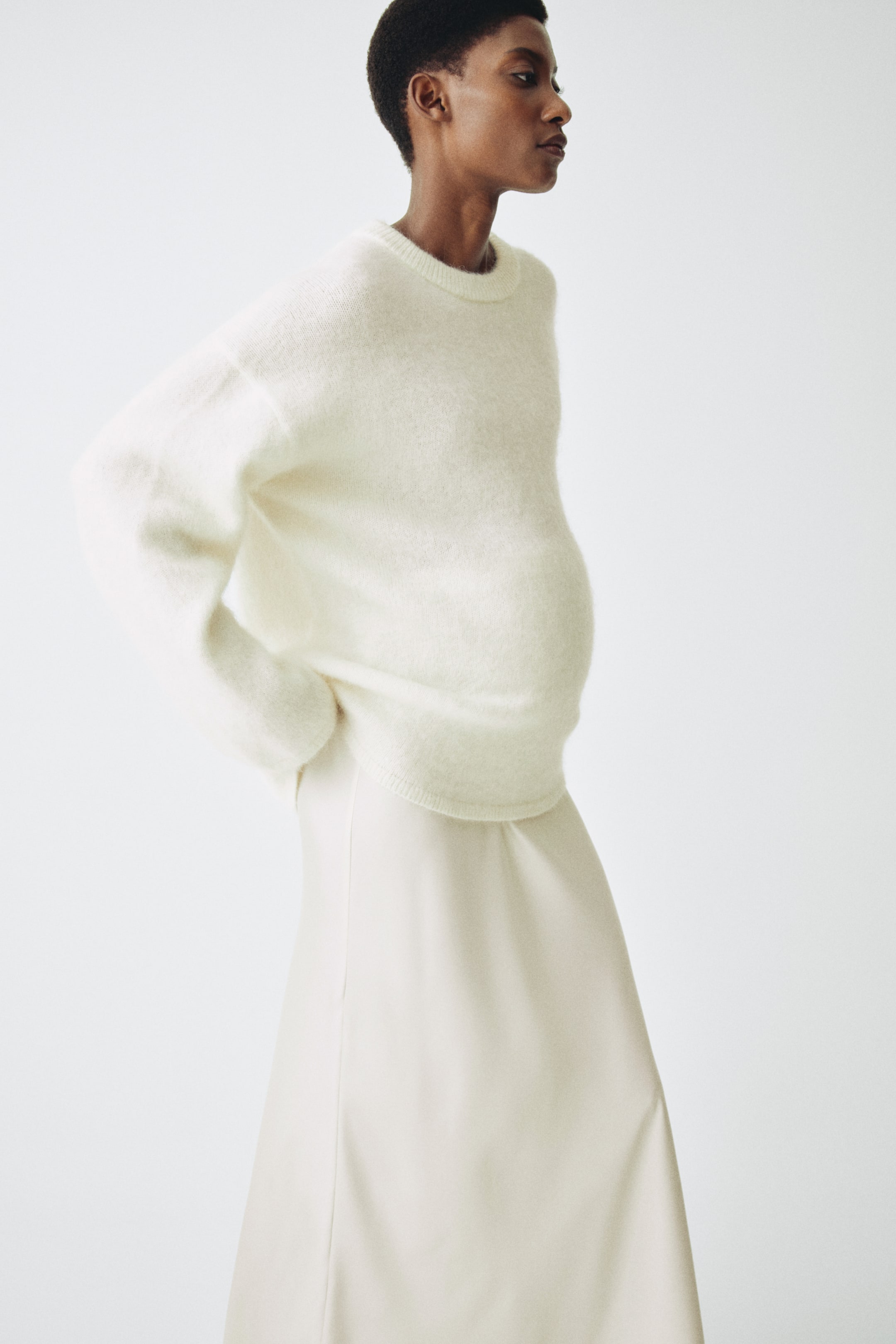 Se større billede: MAMA Trøje i mohairblanding - Creme - DAME | H&M DK 4