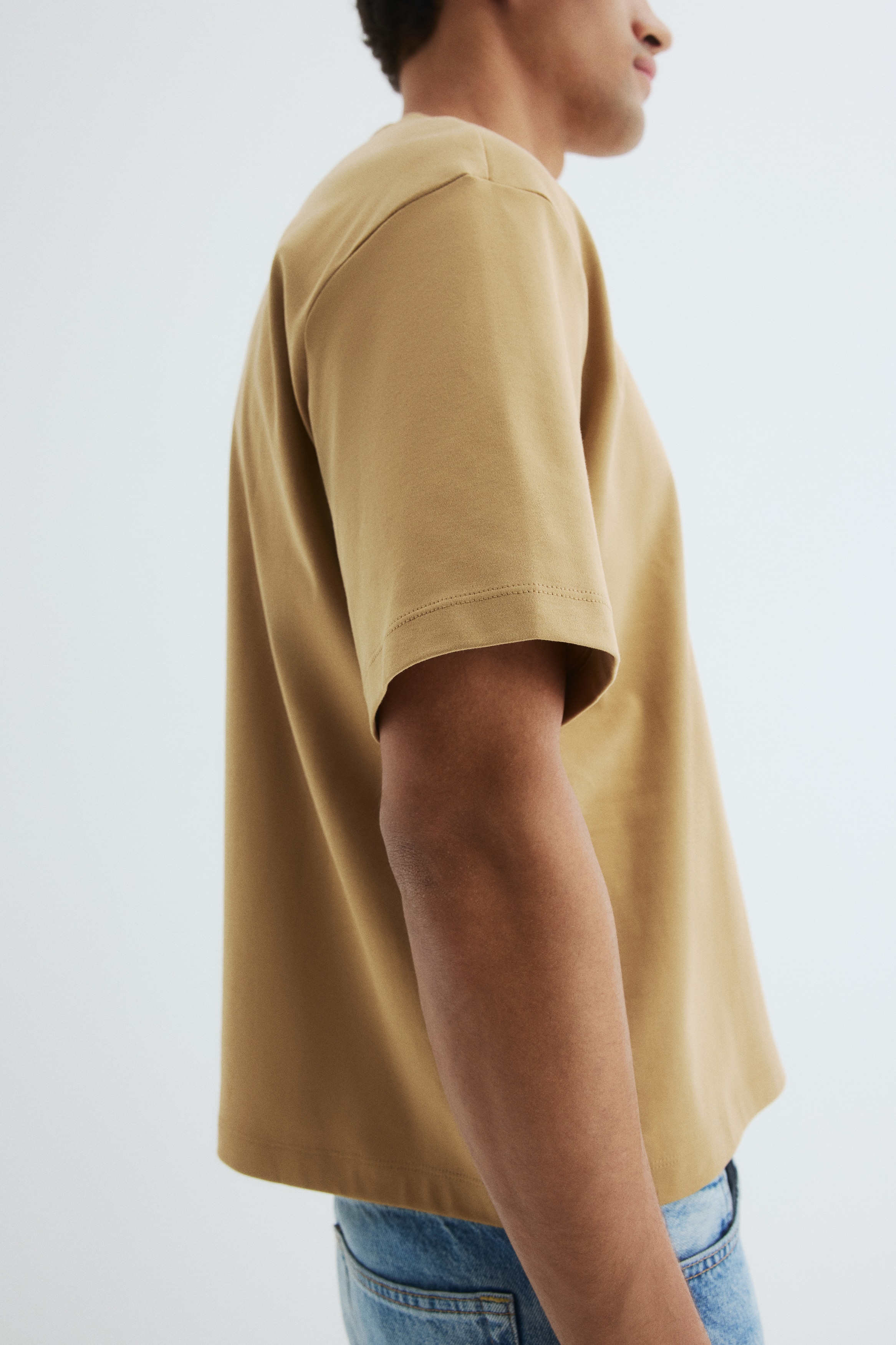 Loose Fit Boxy-style T-shirt