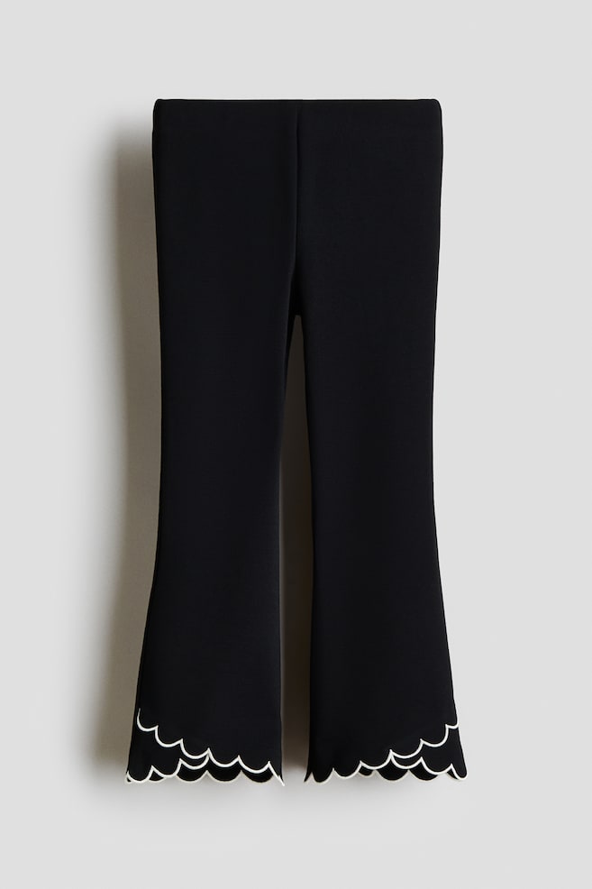 Scalloped-hem flared leggings - Black/Cream - 1