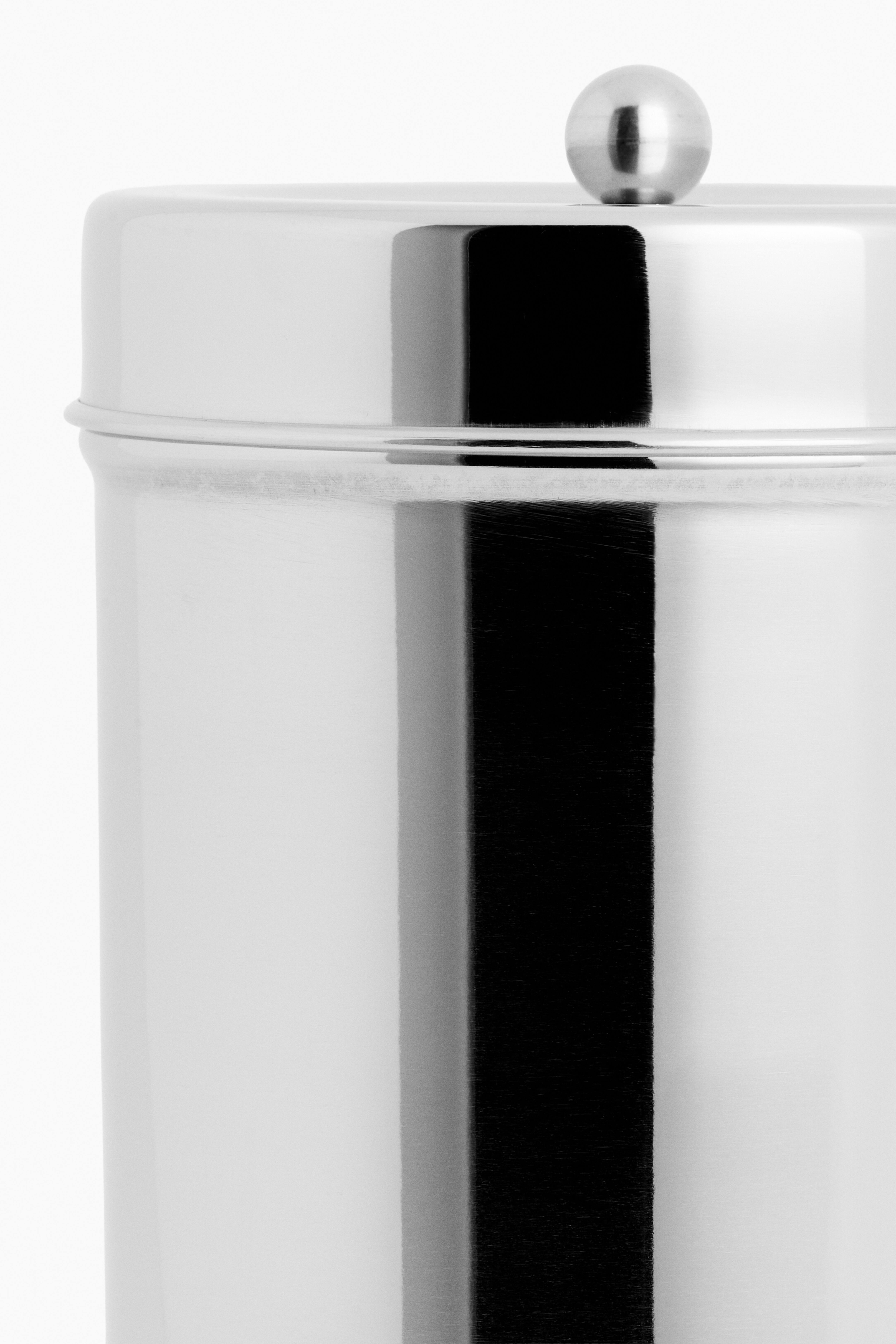 Boîte en acier inoxydable
