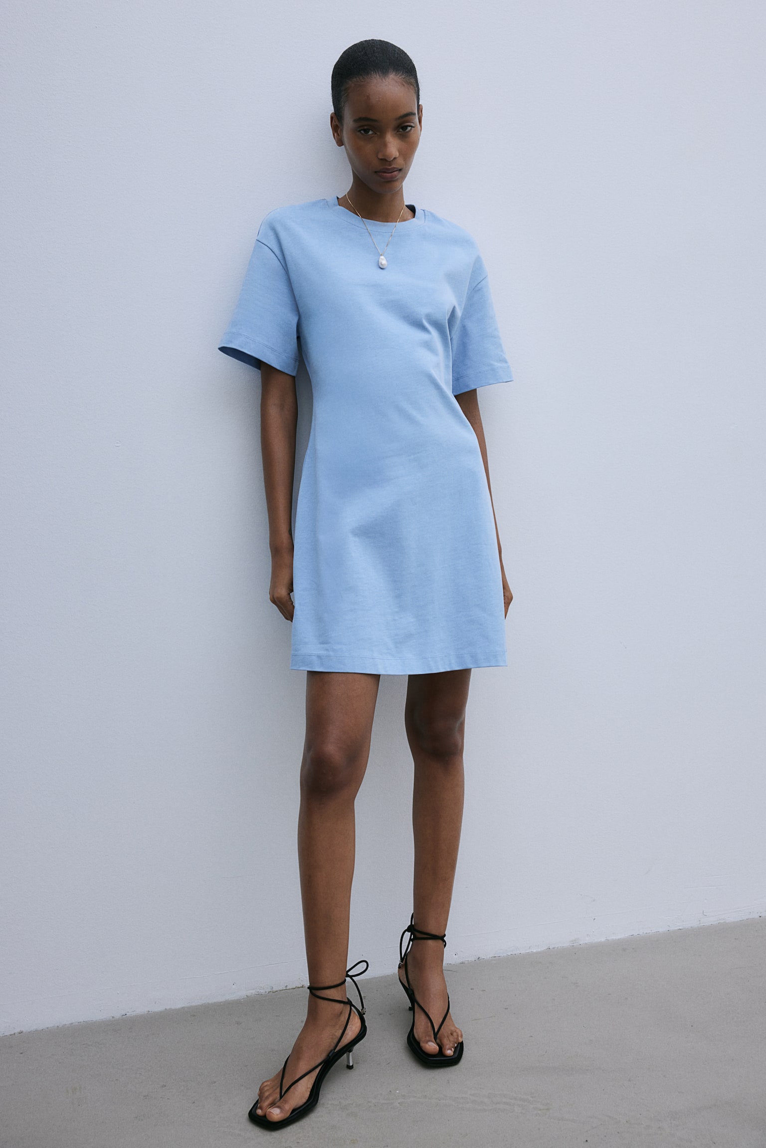 Waisted T-shirt dress - Light blue/White/Black - 4