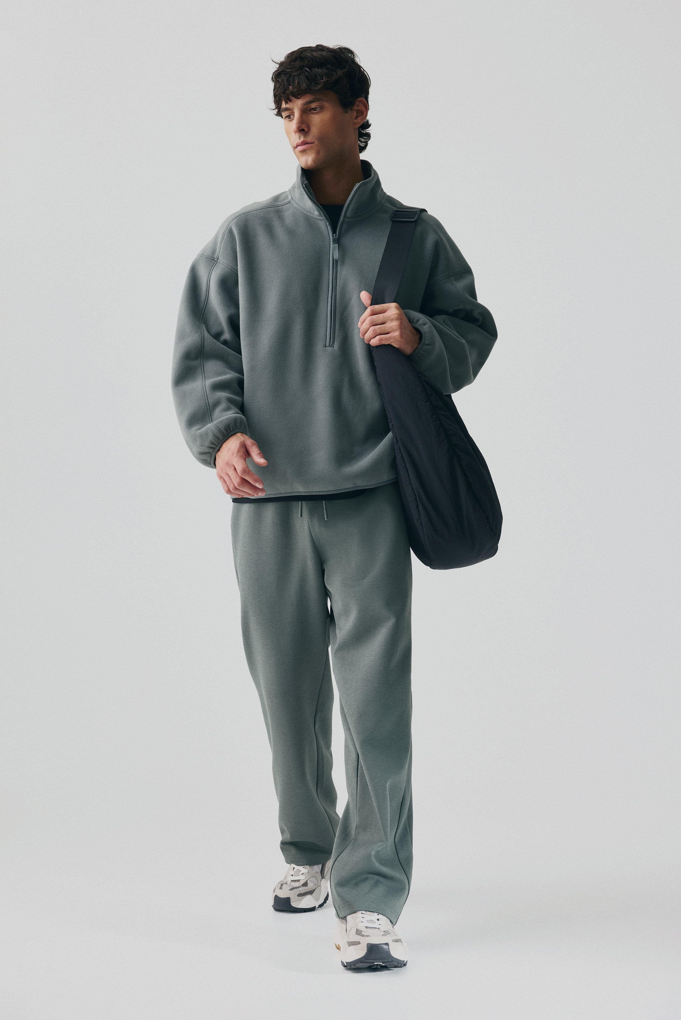 H & M - フリーススポーツトップス - グレー