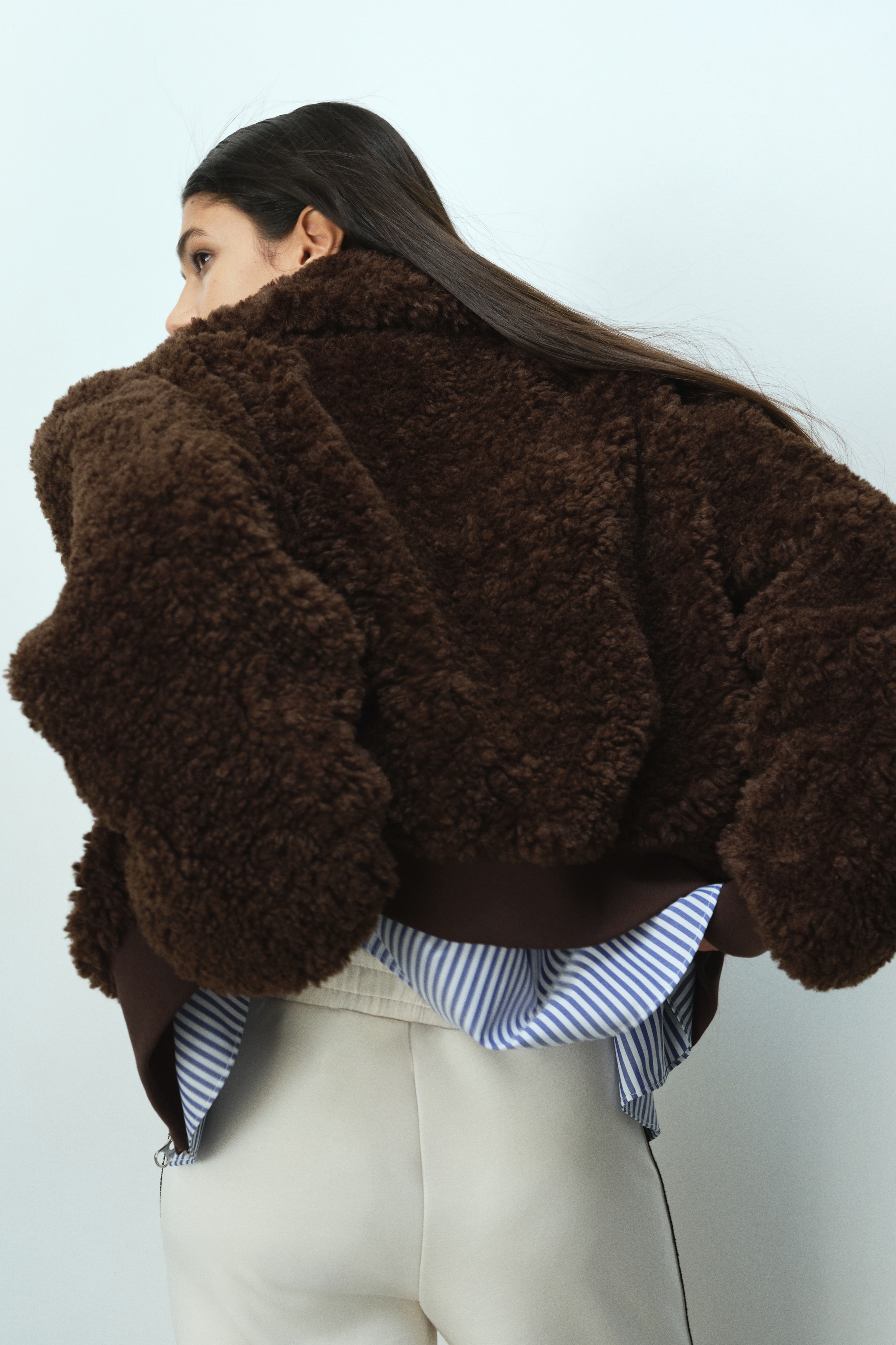 フラッフィジャケット - ライトベージュ - レディース | H&M JP