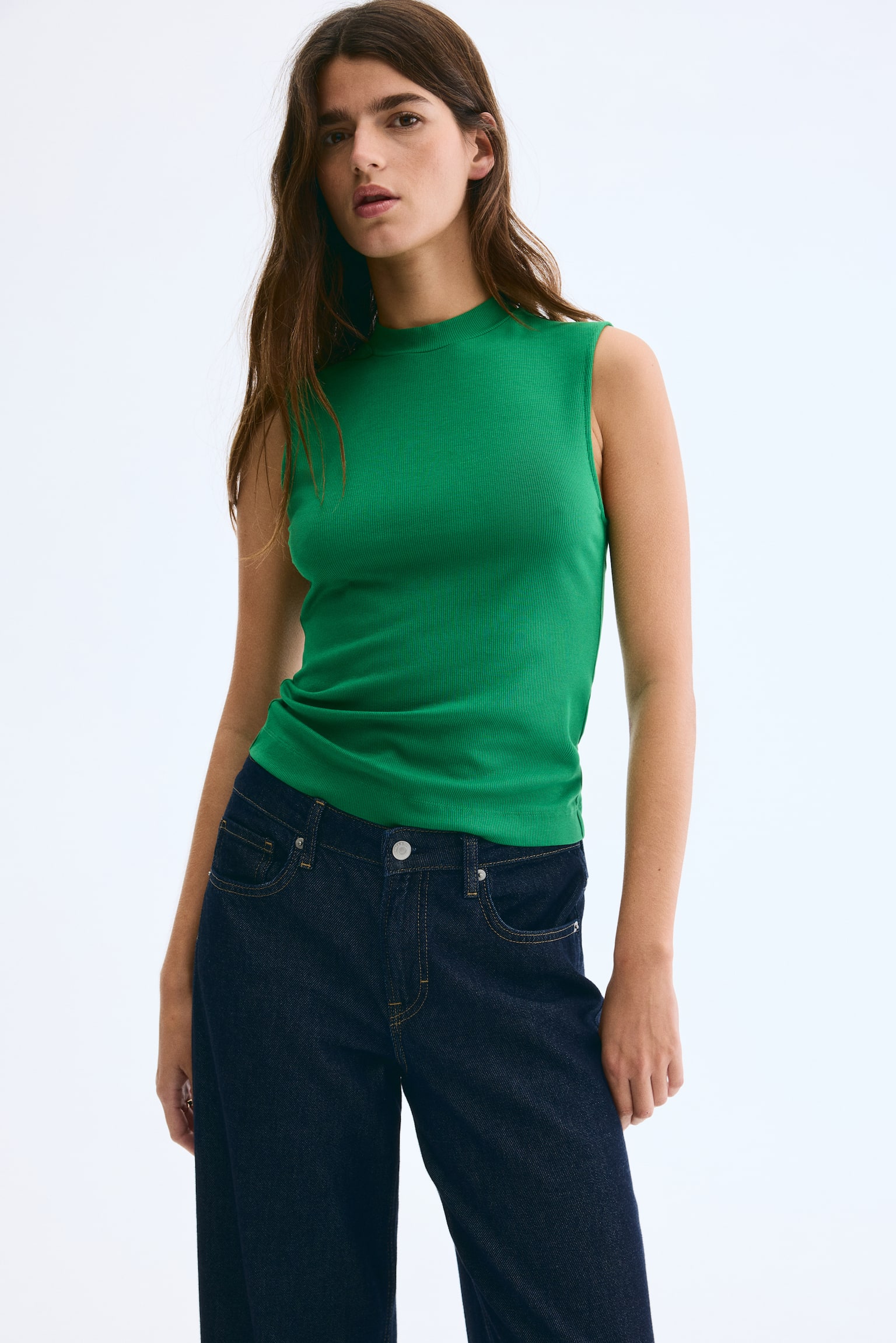 Top sin mangas con cuello cisne - Verde/Crema/Café - 6