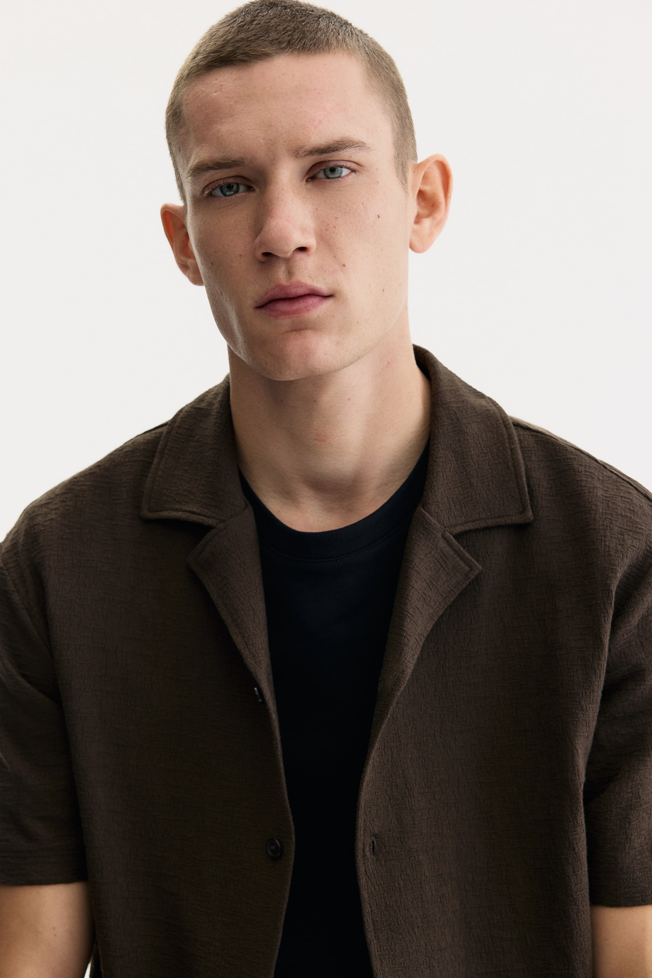 View larger image: Regular-Fit Jersey Resort Shirt - Dark khaki green - Men | H&M US 2