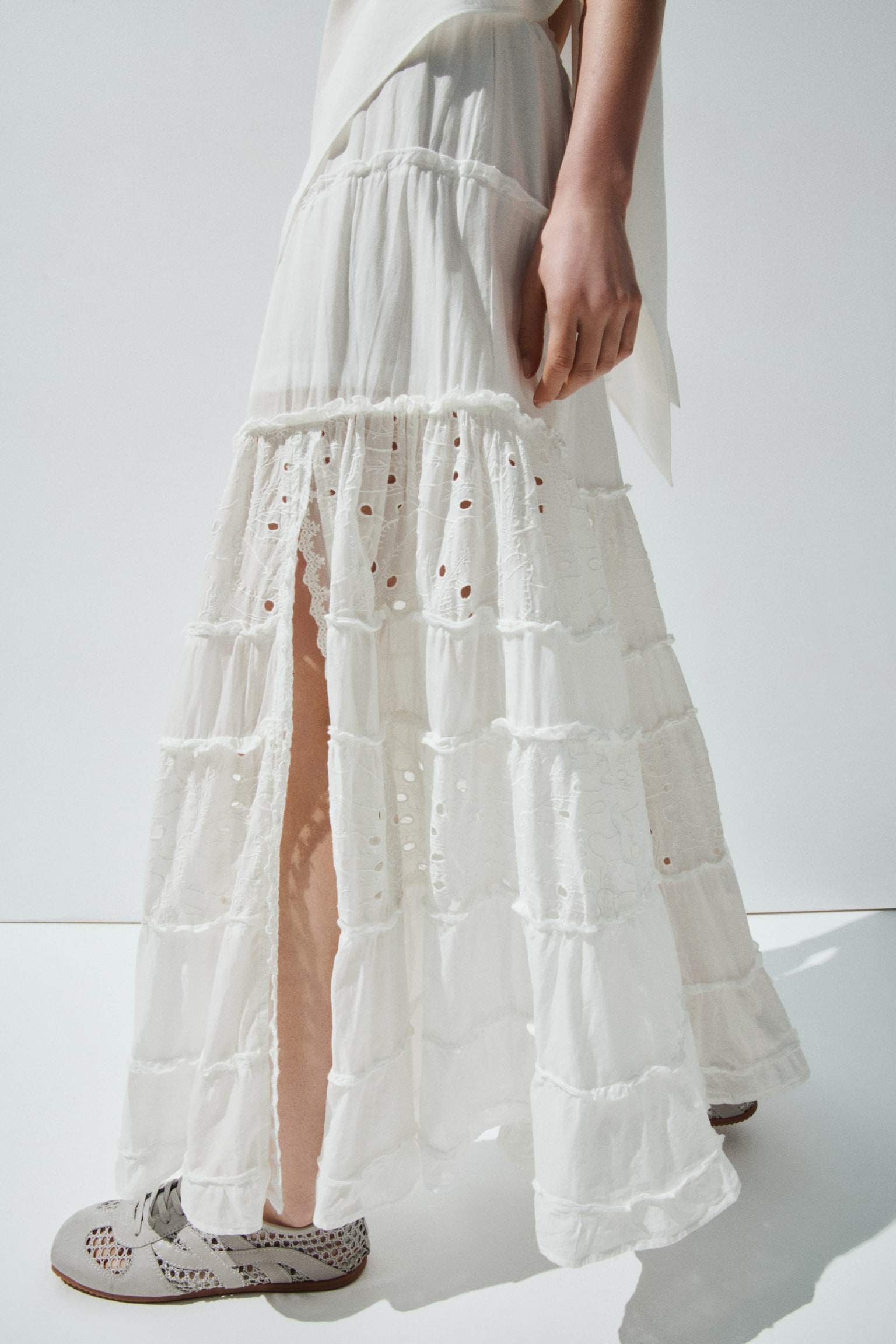Broderie anglaise maxi skirt - Cream - 3