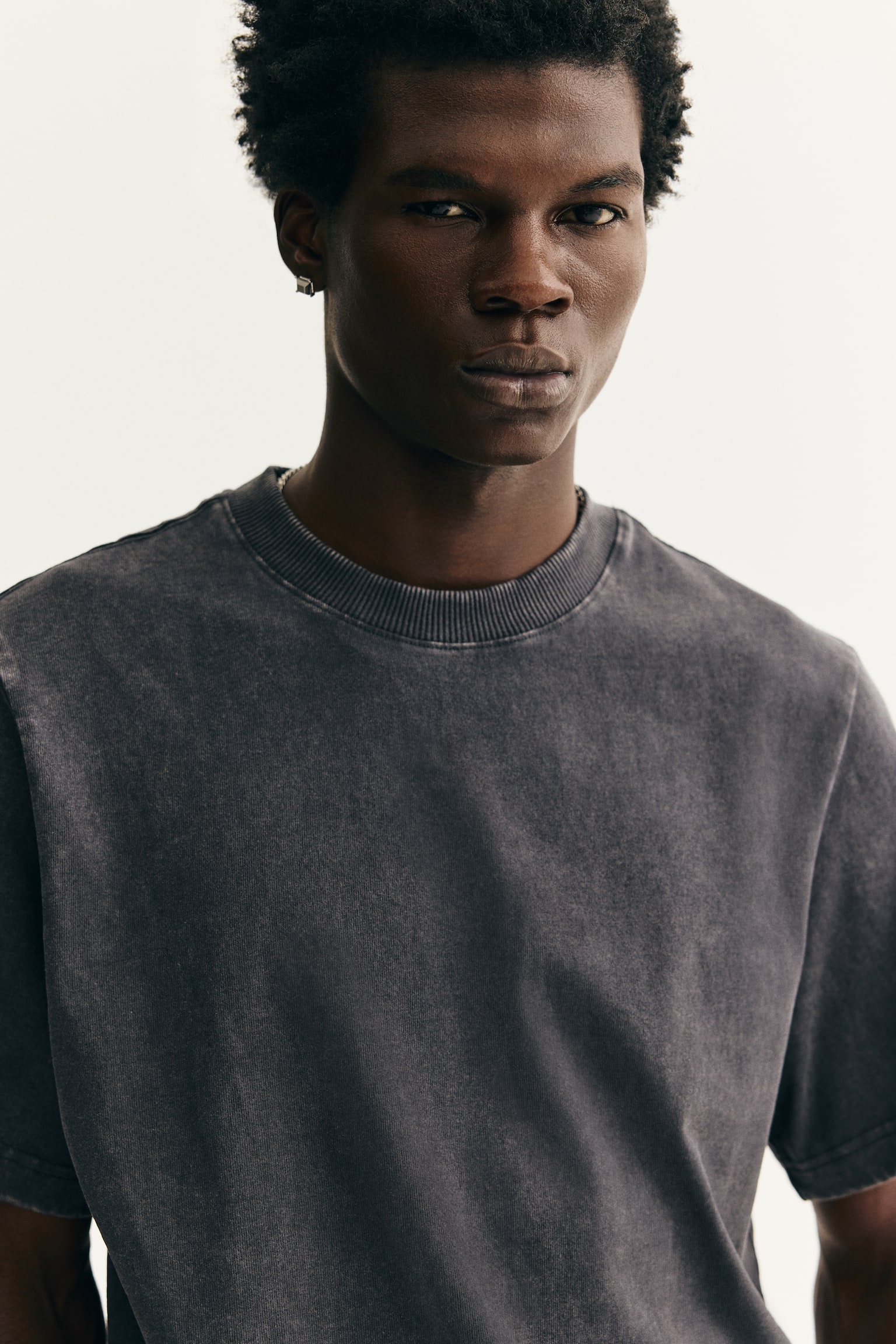 Áo thun bạc màu Regular Fit - Màu xám đậm/Màu trắng - 4