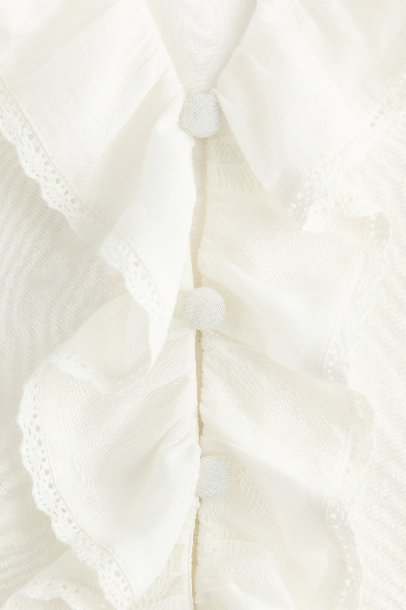Bluse med flæser - Hvid/Lysegrå - 2