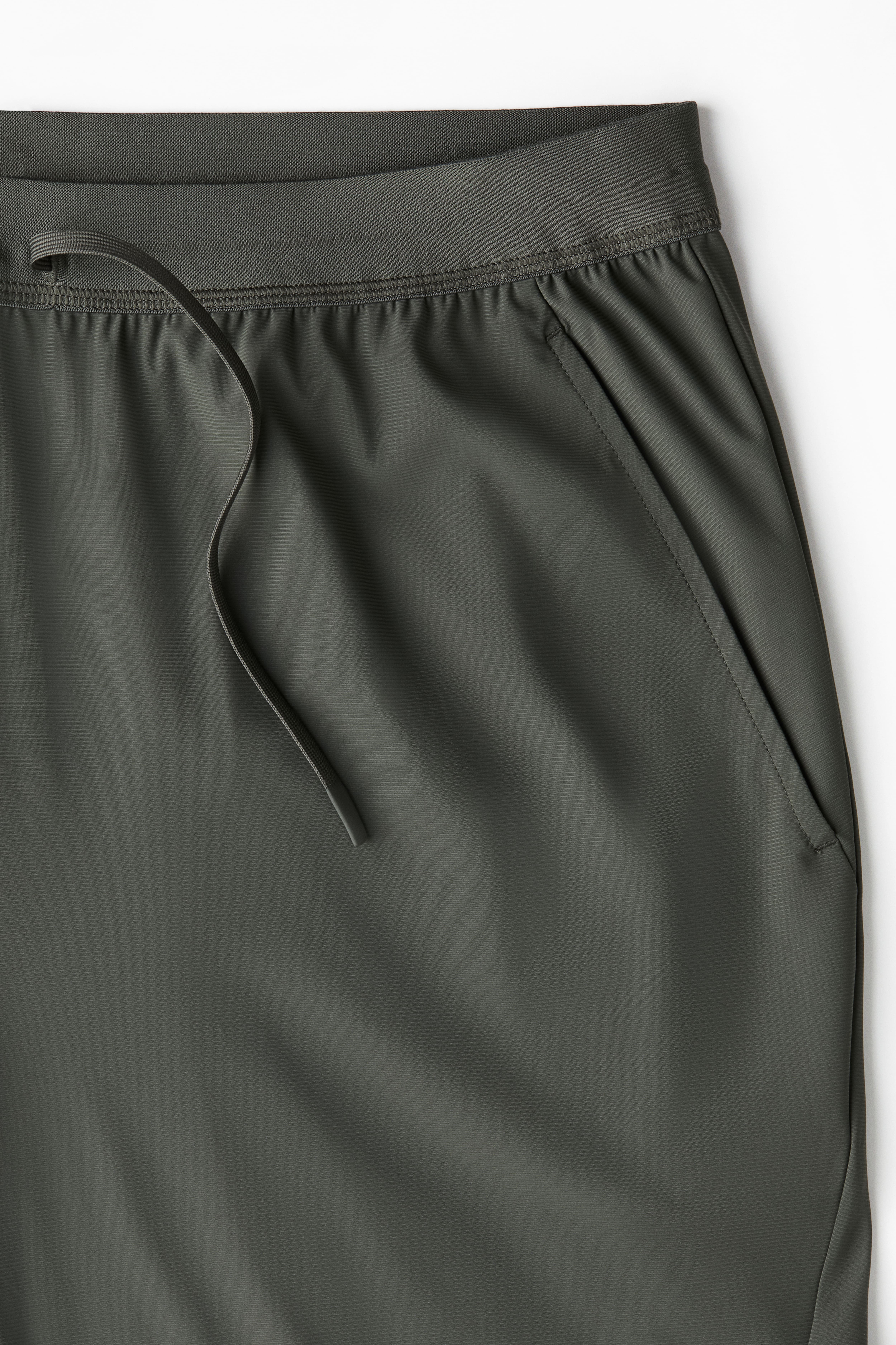 Slim-Fit Sports Pants with DryMove™