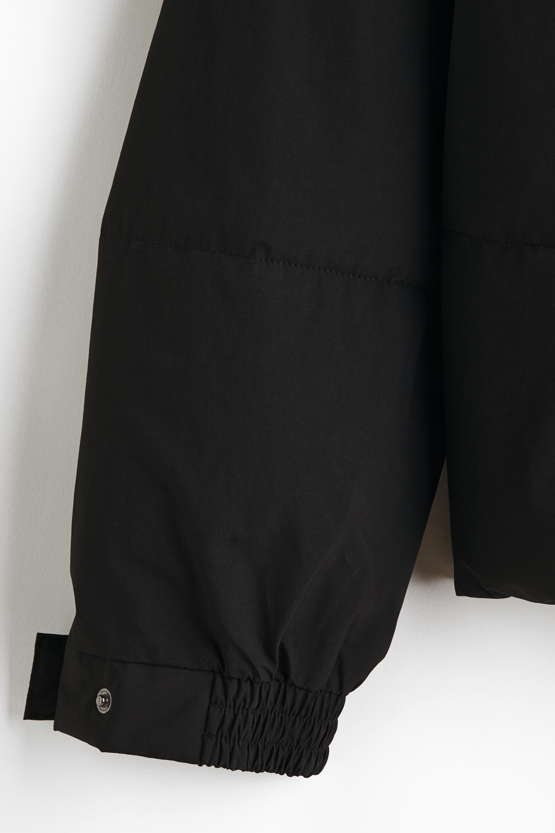 拡大画像を表示: ウォーターリペレントパファージャケット - ブラック - Men | H&M JP 8