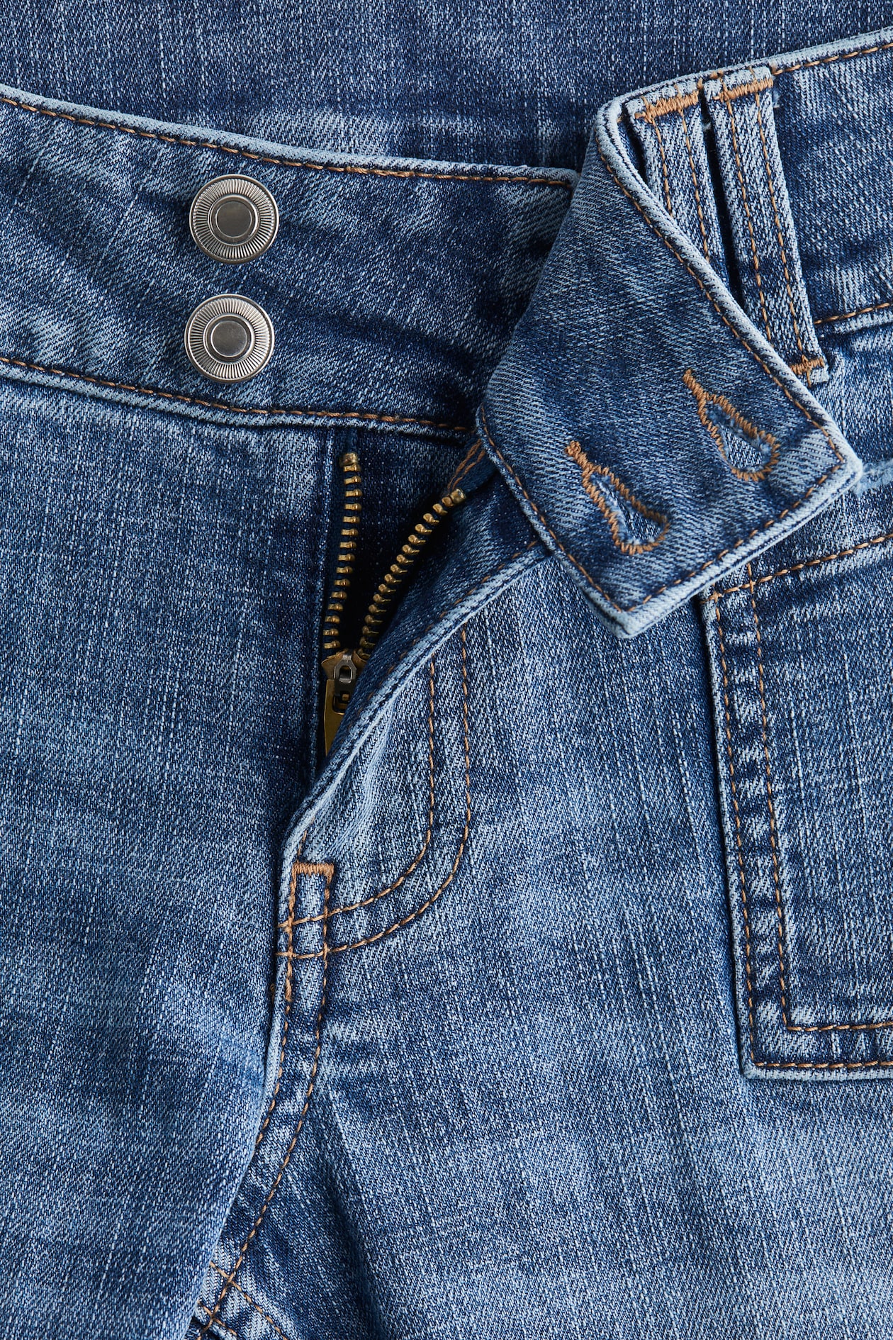 Flared Low Jeans - image 5