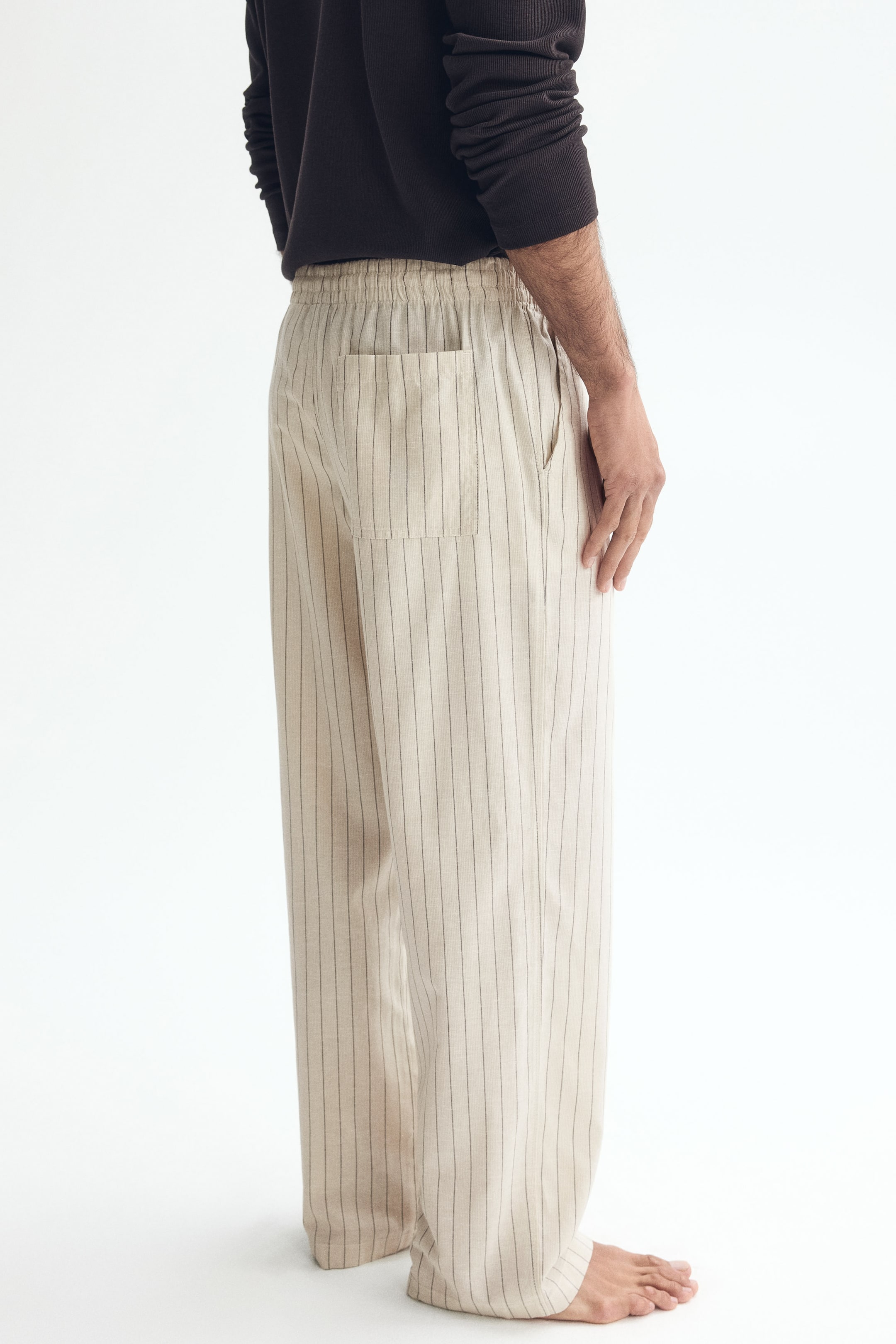 Мужские брюки H&M Relaxed-Fit Linen-Blend Pants — фото 4