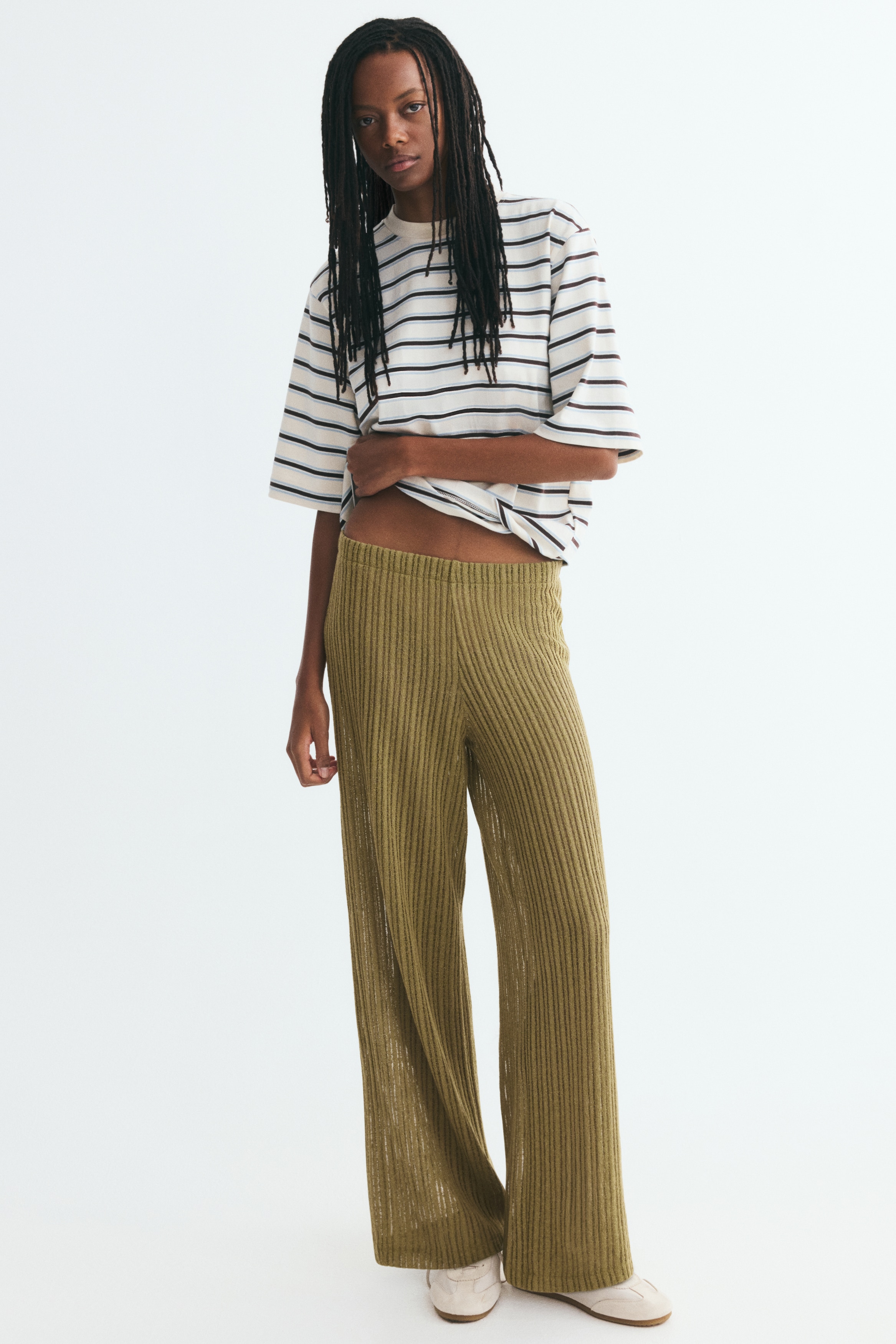 Rib-knit trousersModel