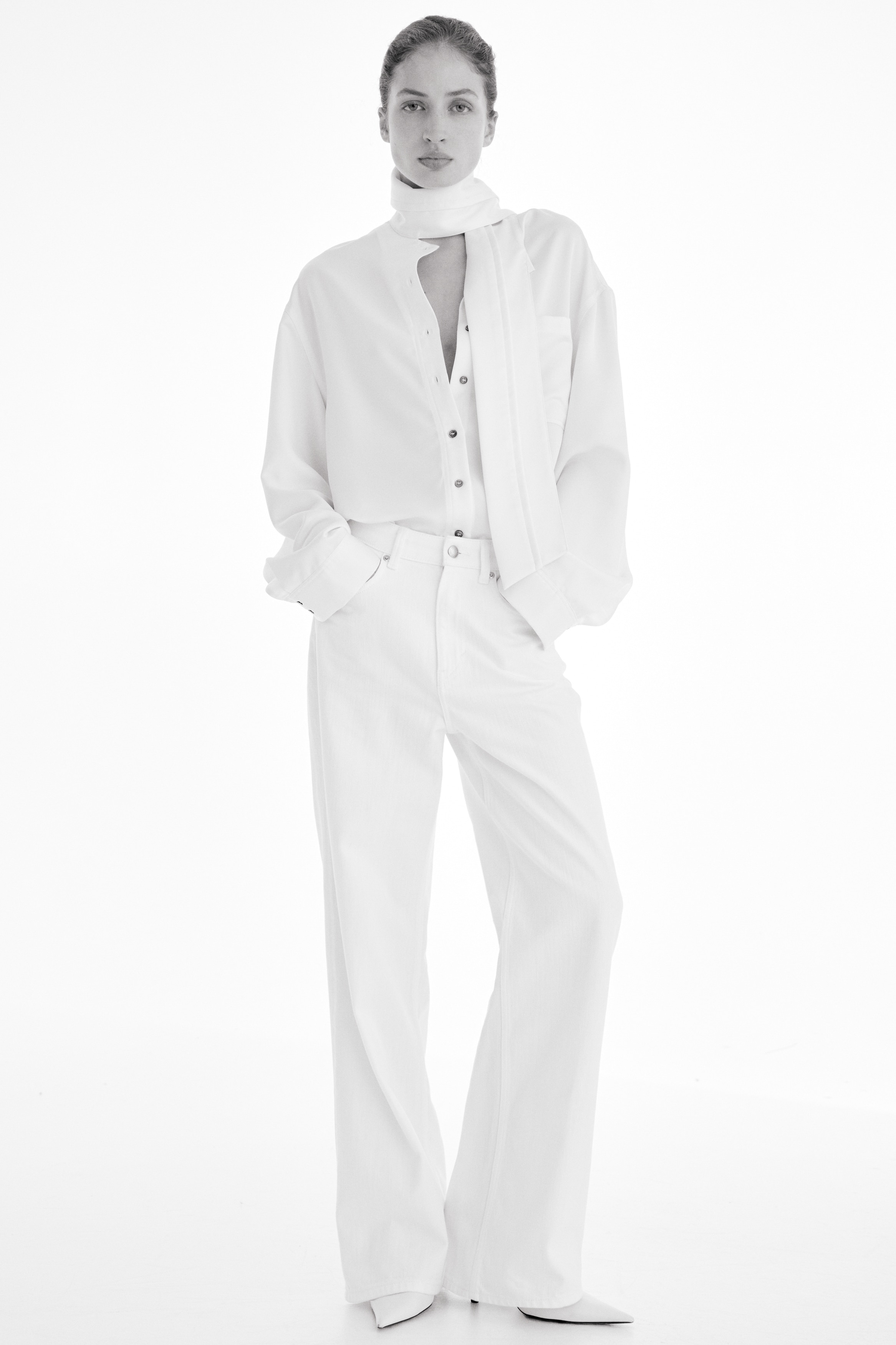 寬鬆高腰牛仔褲 - 白色/淺丹寧藍/深綠色/丹寧藍/丹寧藍/水洗黑色