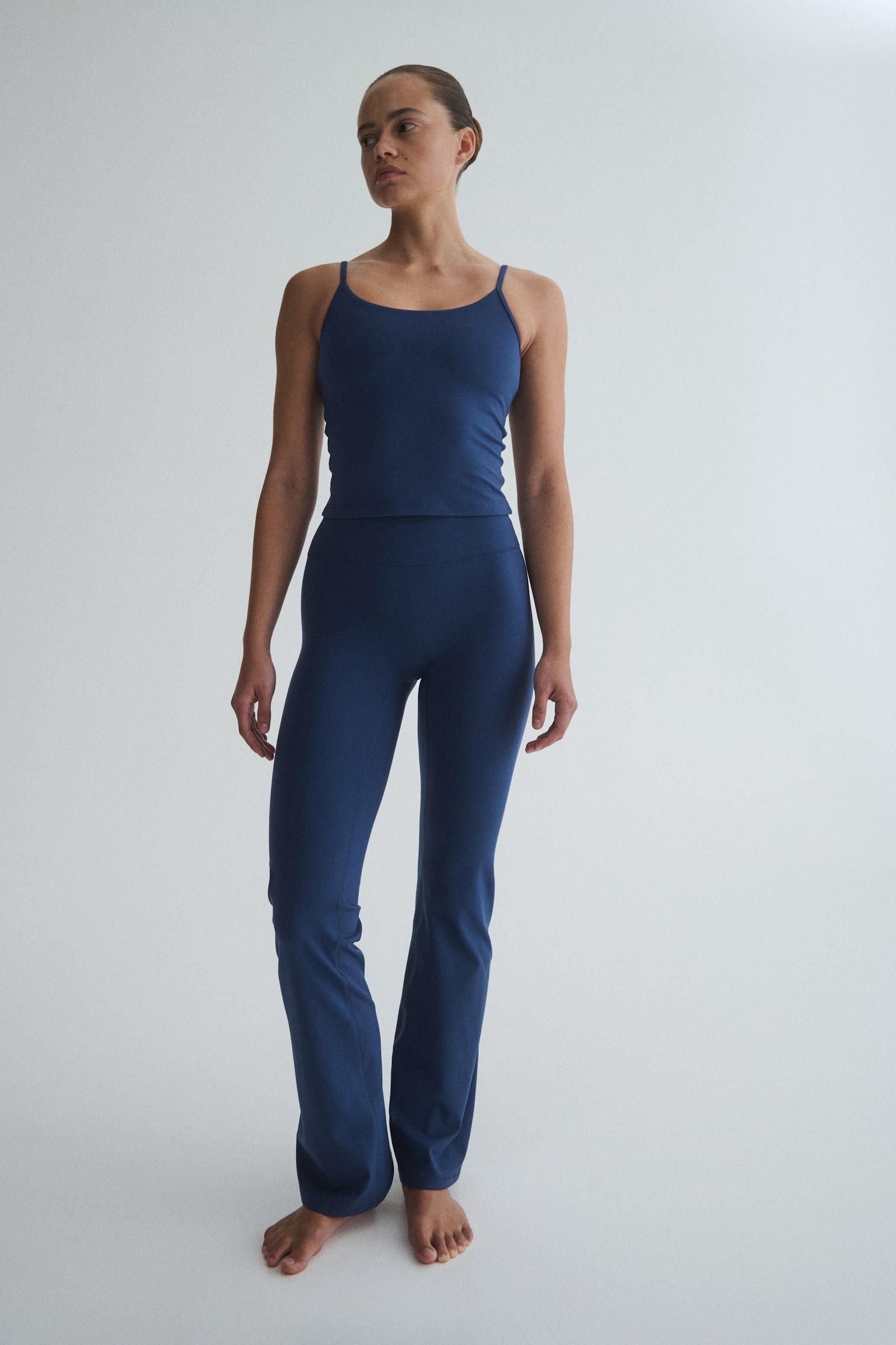 Integral-bra sports strappy top with SoftMove™ - Steel blue/Light apricot/Chocolate plum - 5