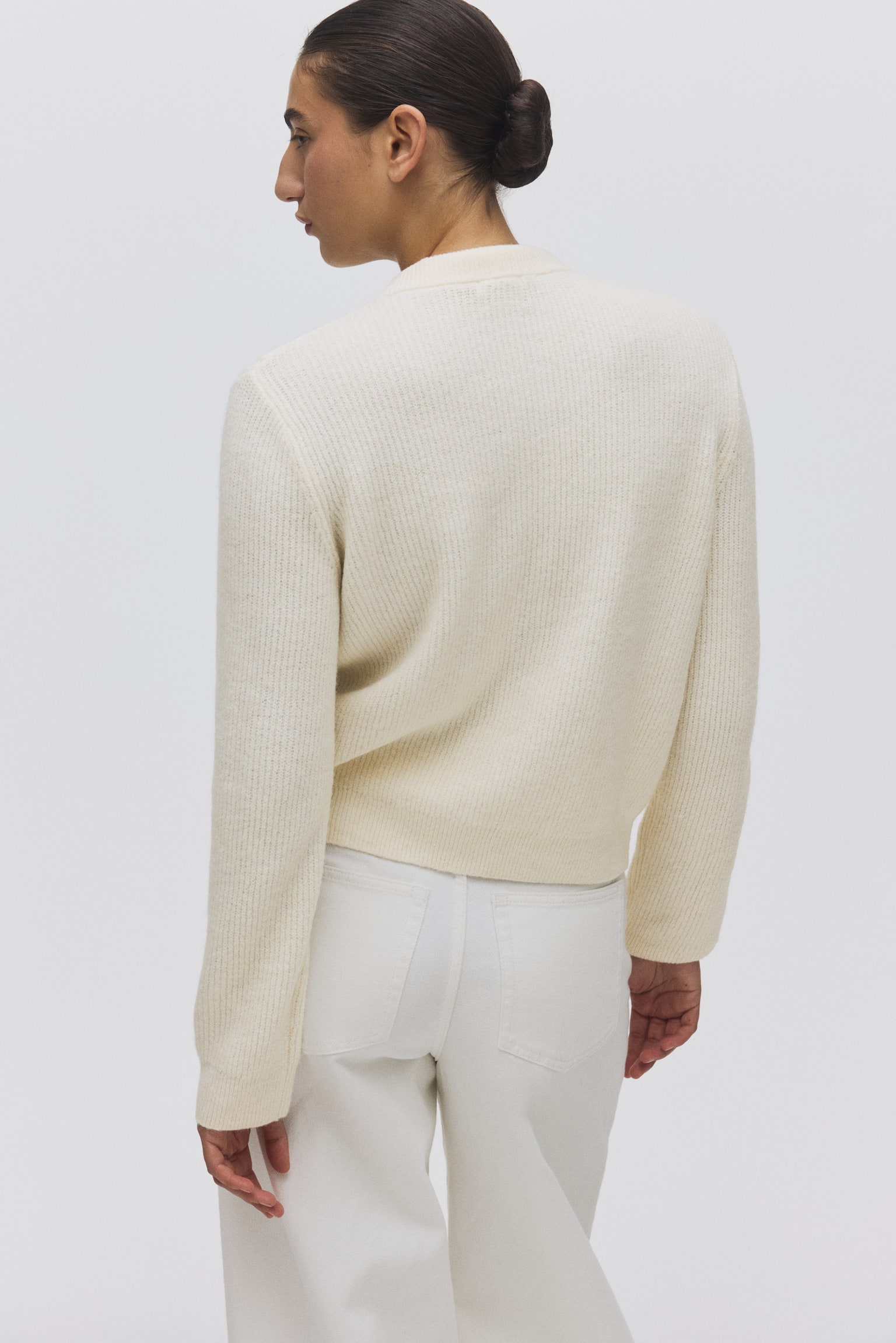 Bow-Detail Cardigan - Cream/Black - 6