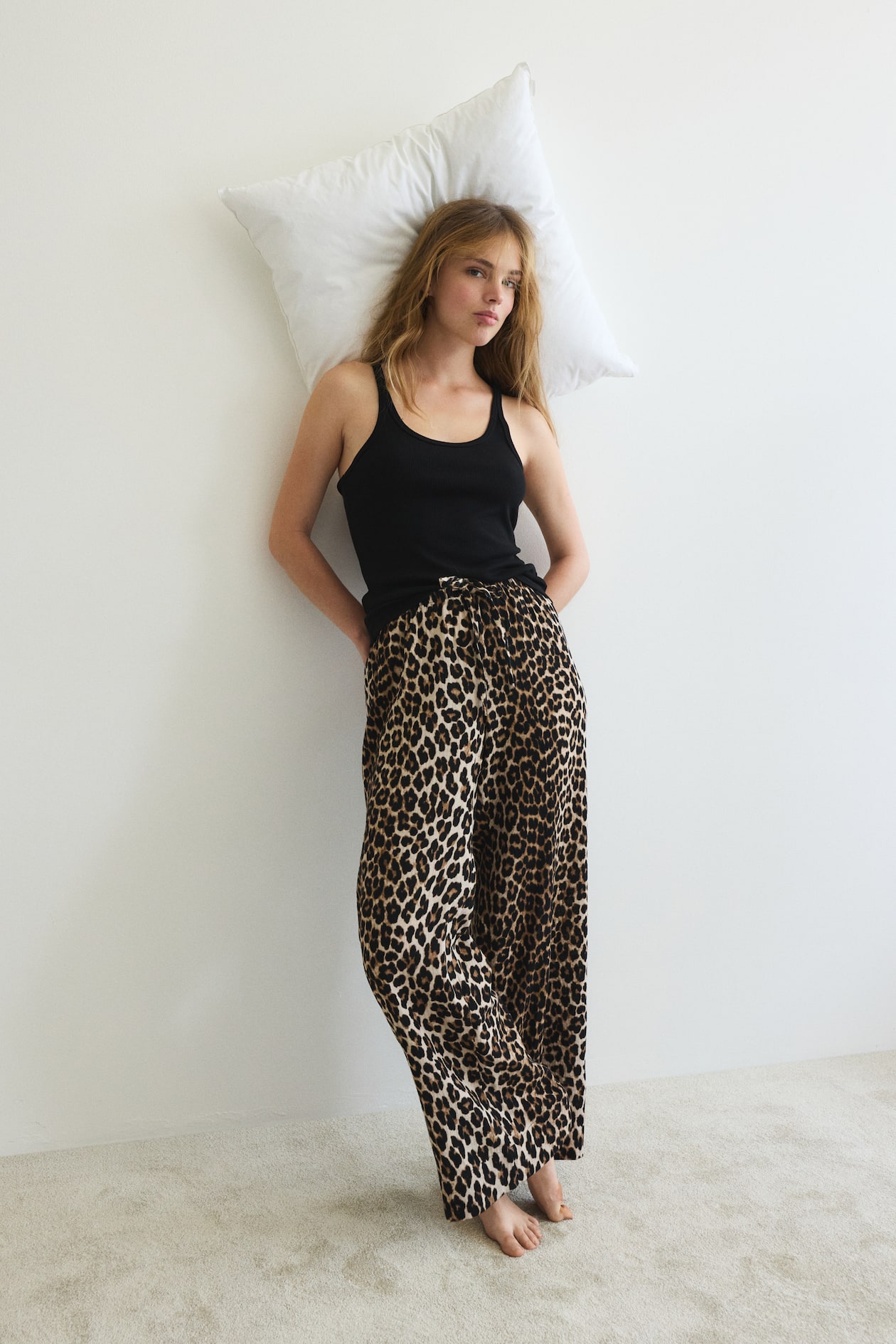 Muslin pyjama bottoms - Beige/Leopard print - Ladies | H&M GB