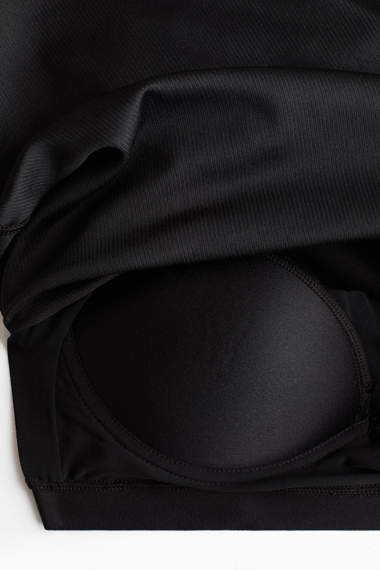 Женский топ H&M Cooling Slim-Fit Ribbed Shelf-Bra, цвет: Чёрный — фото 8