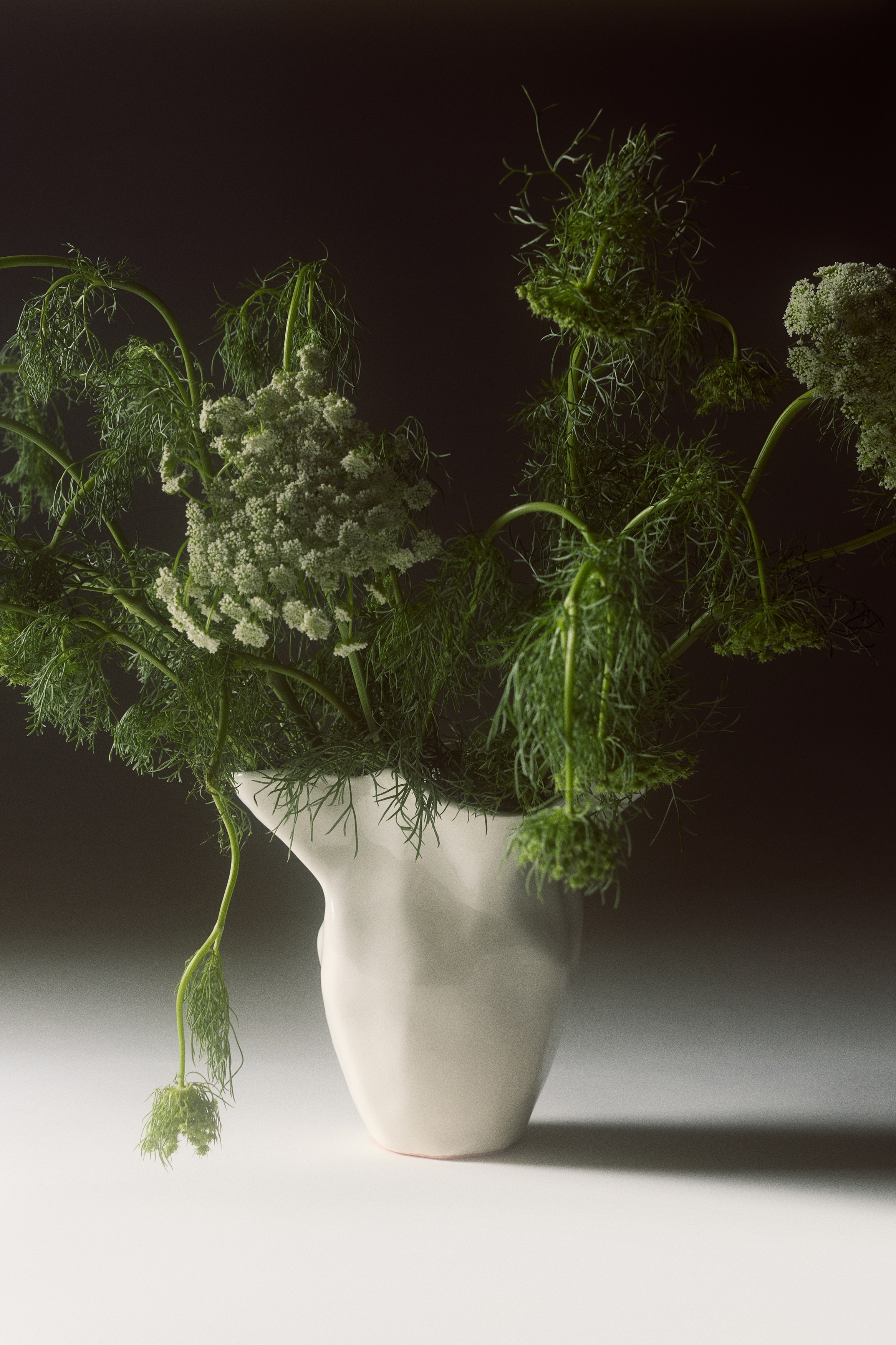 Glazed terracotta vase - White