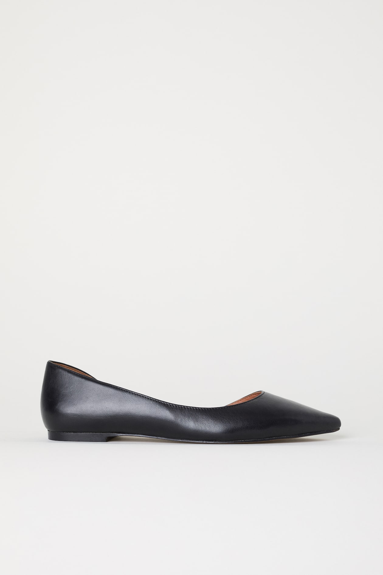 Pointed ballet pumps - No heel - Black - Ladies | H&M GB