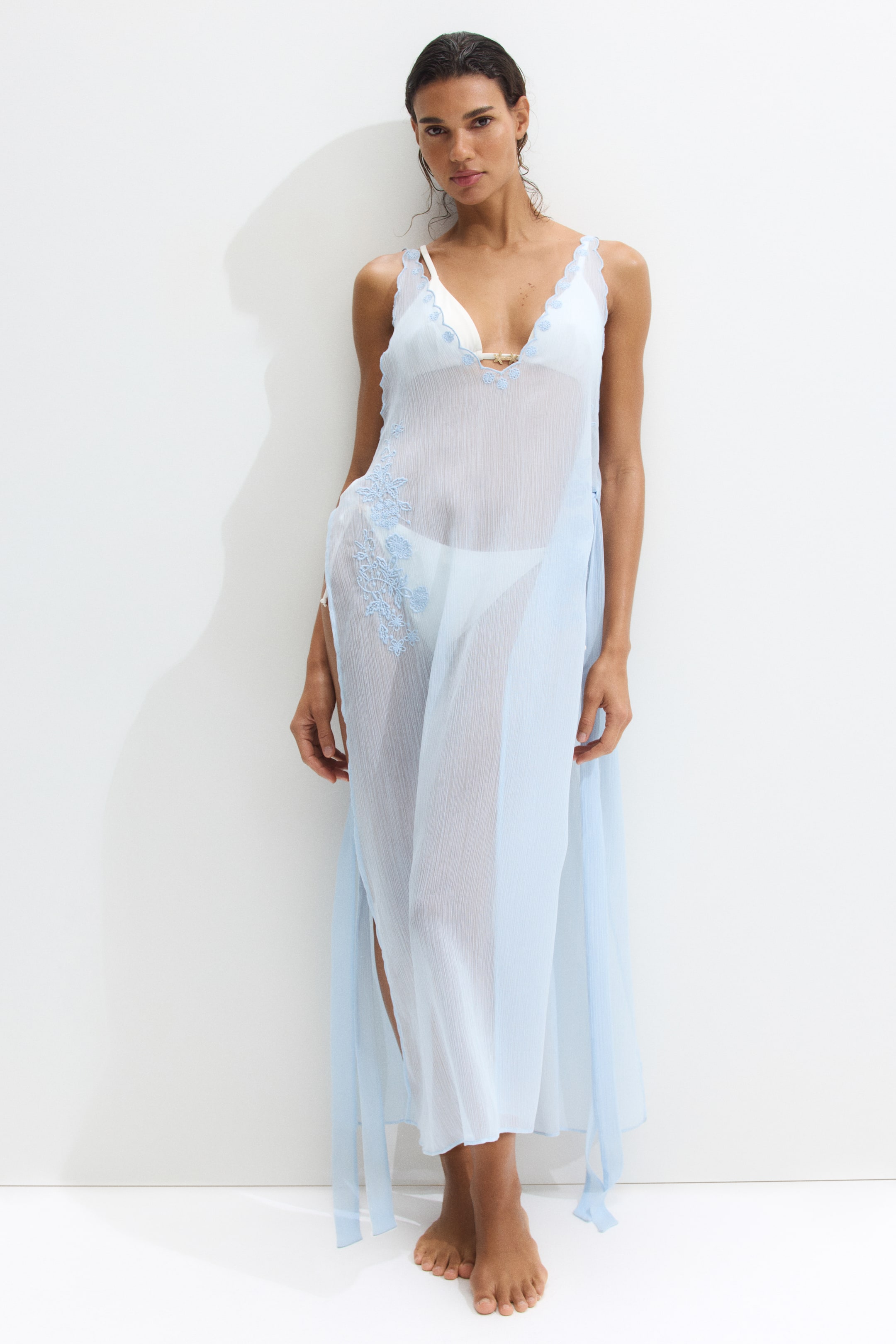 Женские платья H&M Embroidered Chiffon Beach Dress — фото 5