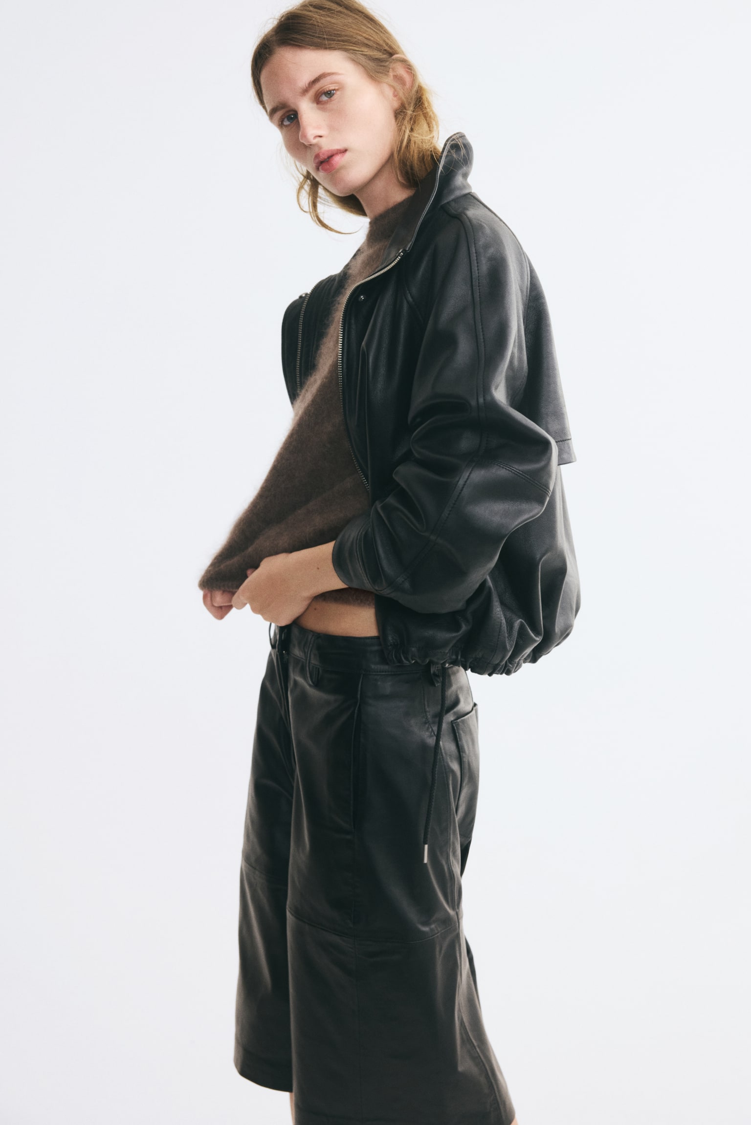 Женский жилет H&M Wool Mock Turtleneck Sweater Vest, цвет: Тёмный коричневый — фото 5