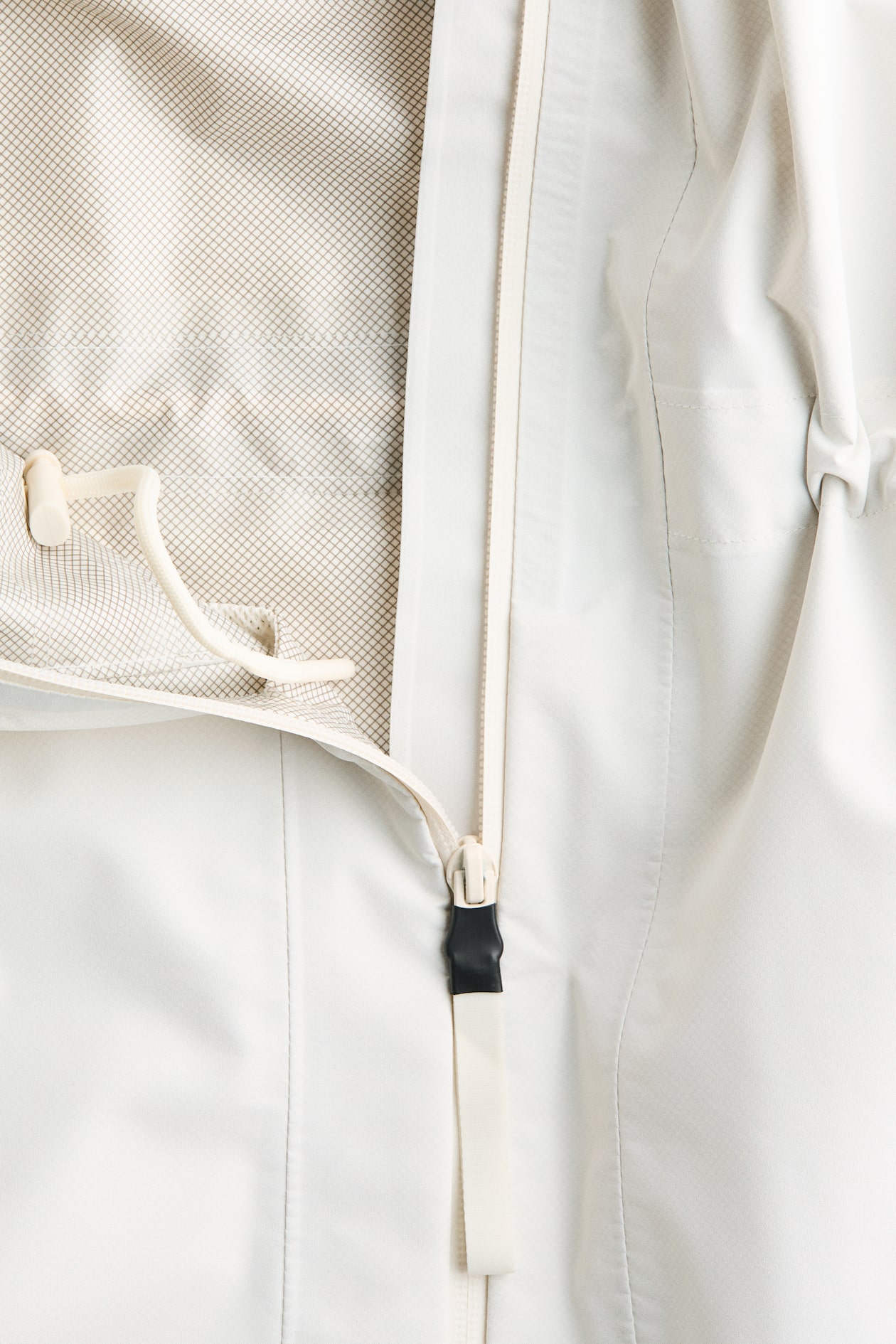 Rain Jacket with StormMove - image 3