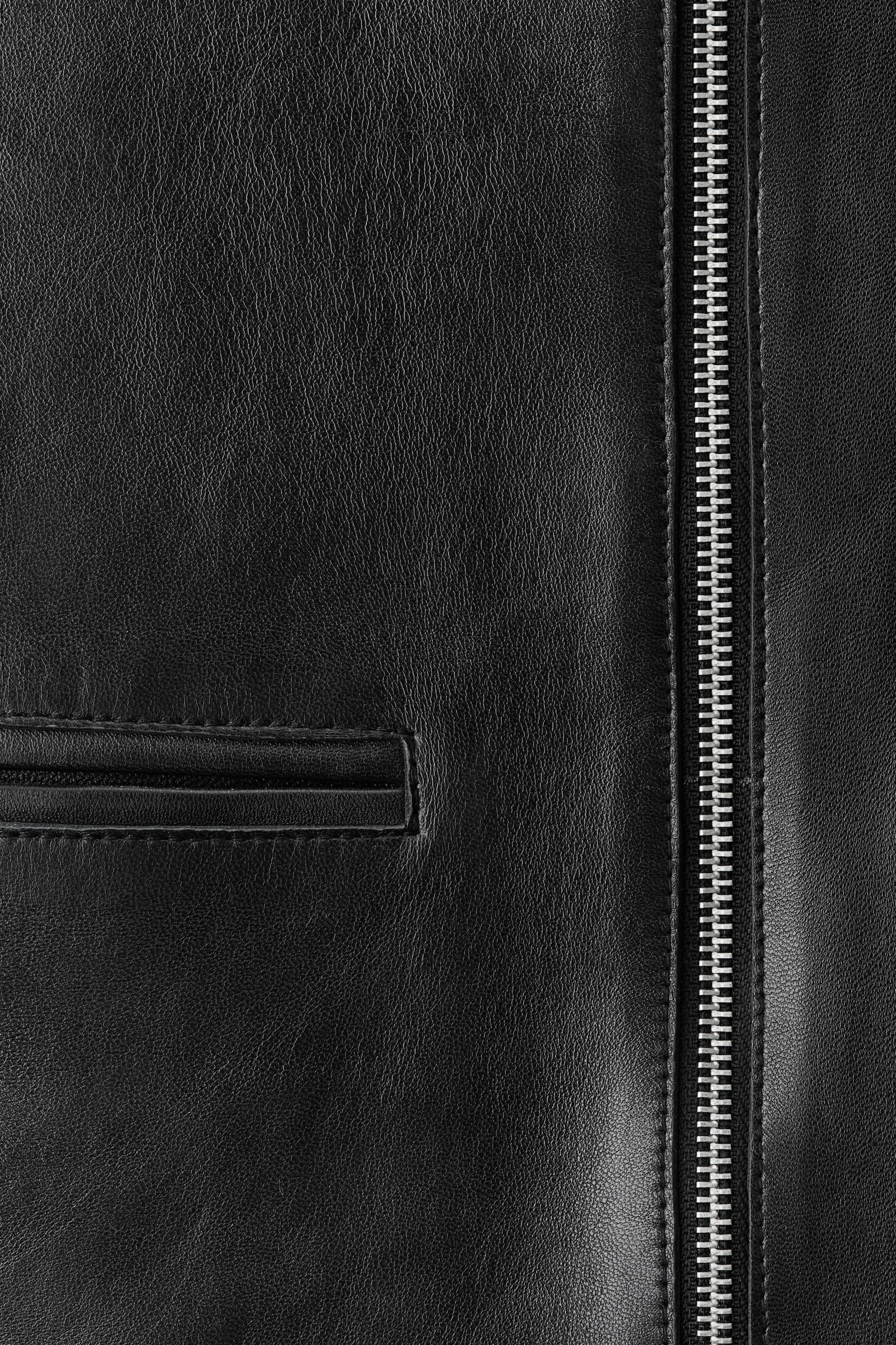 Veste sans manches en cuir