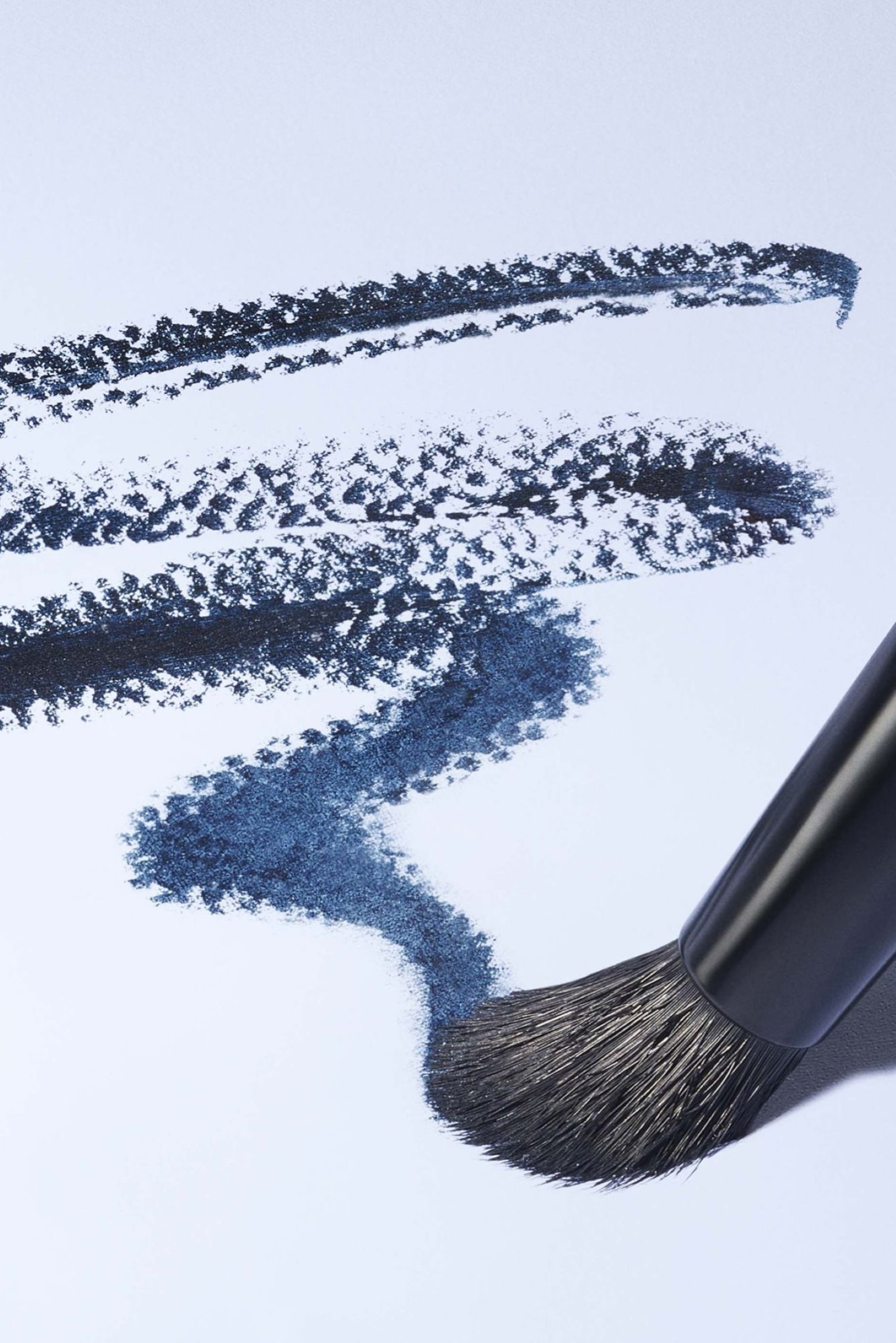 Smudge 'n Smoke Eyeliner Brush - Svart - 4