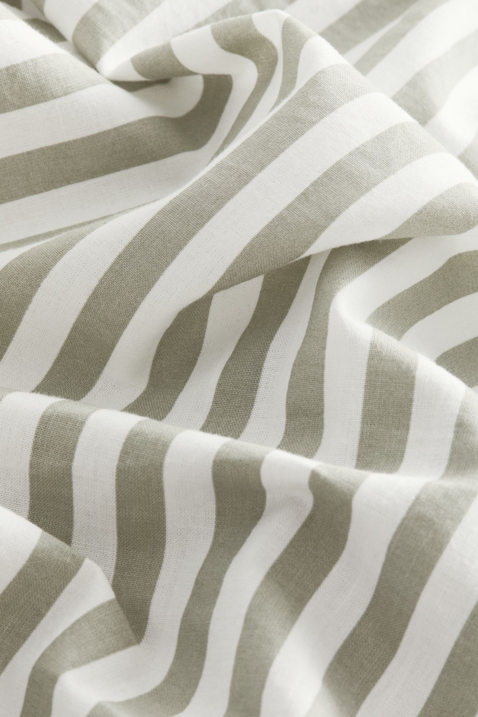 Striped cotton pillowcase - Sage green/White striped/Light taupe/Striped/Sage green/Striped/Dark beige/Striped - 2