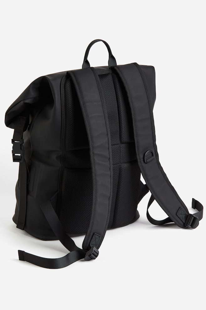 Water-repellent sports backpack - Black/Dark green - 4