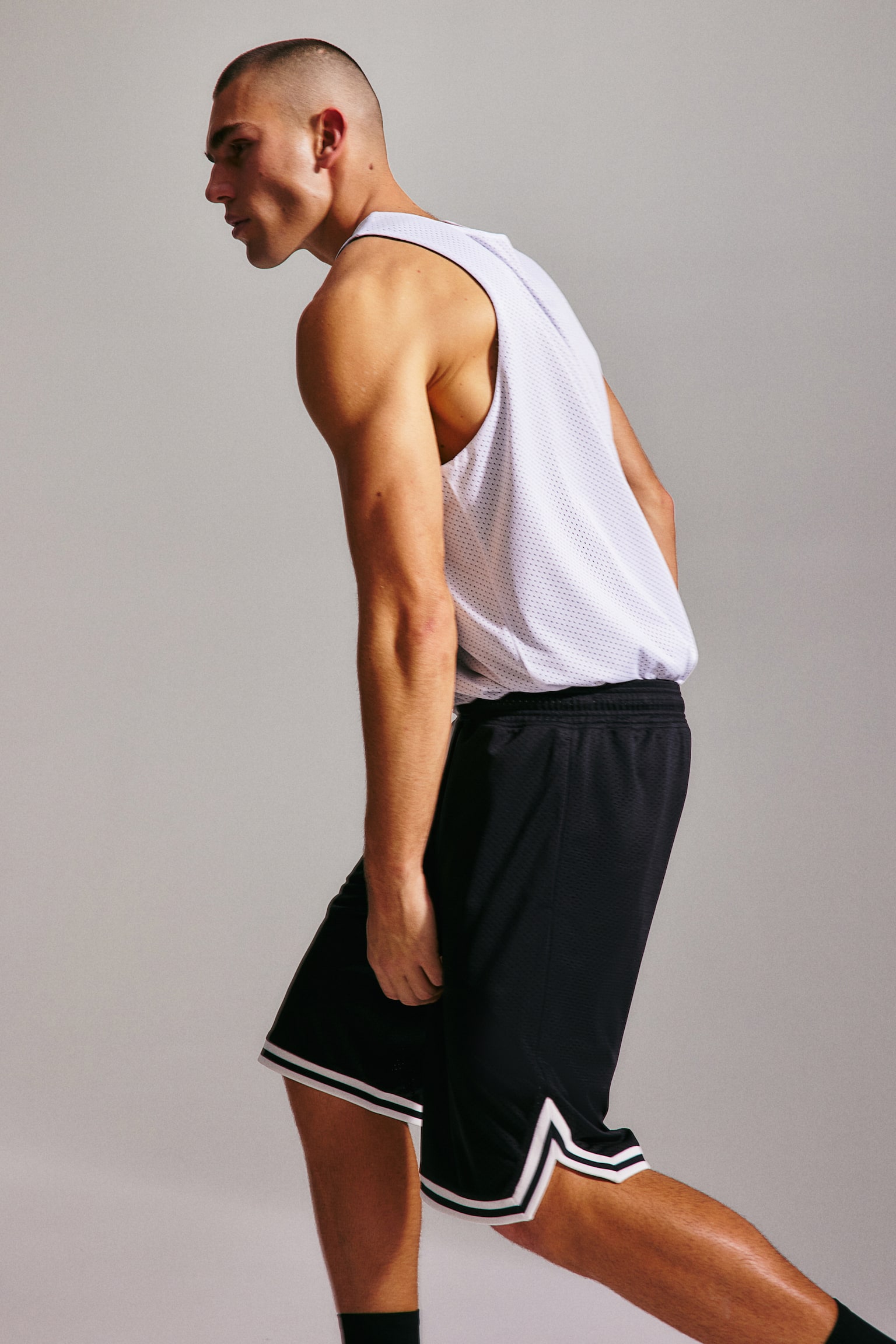 Long Basketball Shorts In DryMove™ - Black/Khaki green - 1