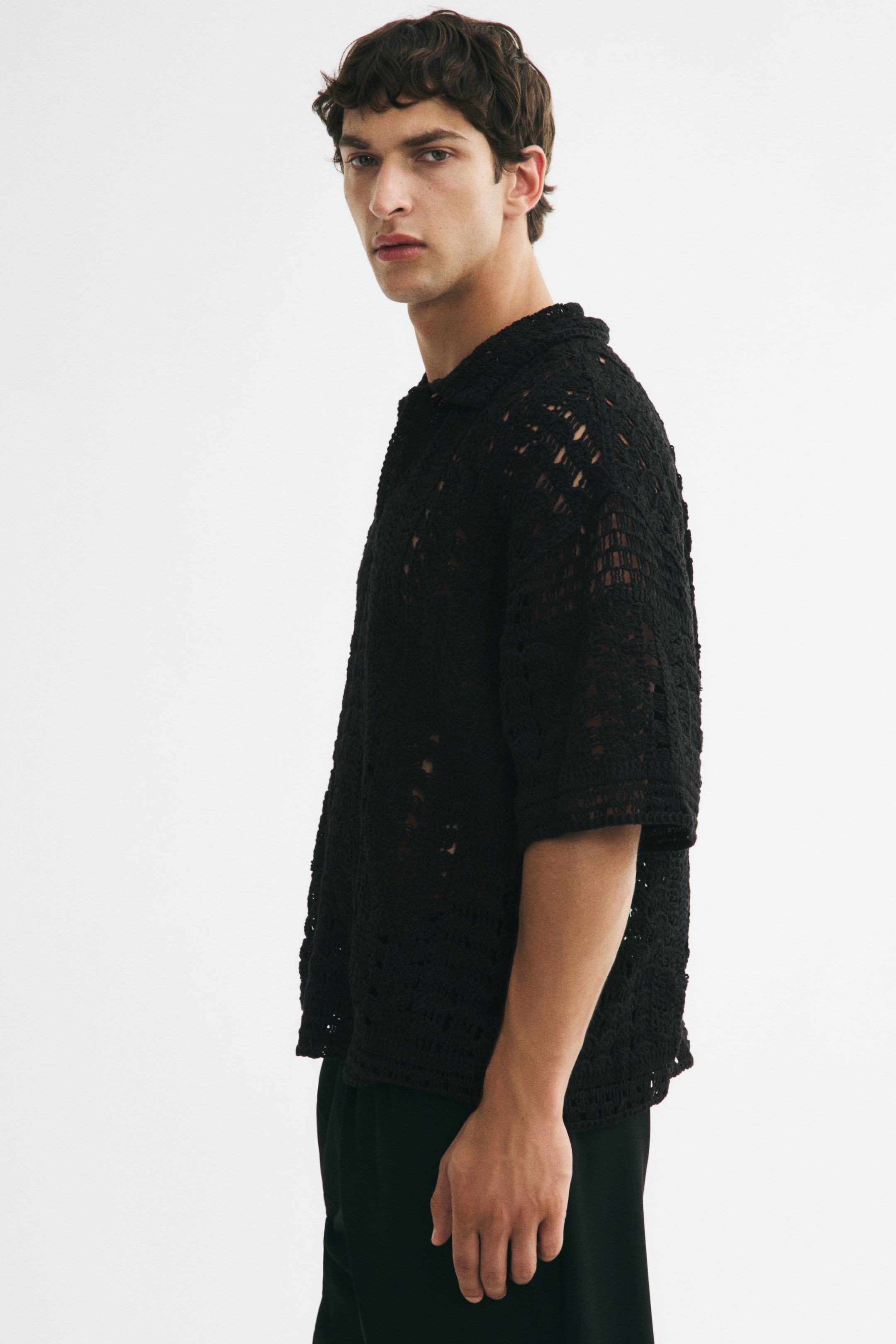 Мужские рубашки H&M Relaxed-Fit Crochet-Look Polo Shirt — фото 7