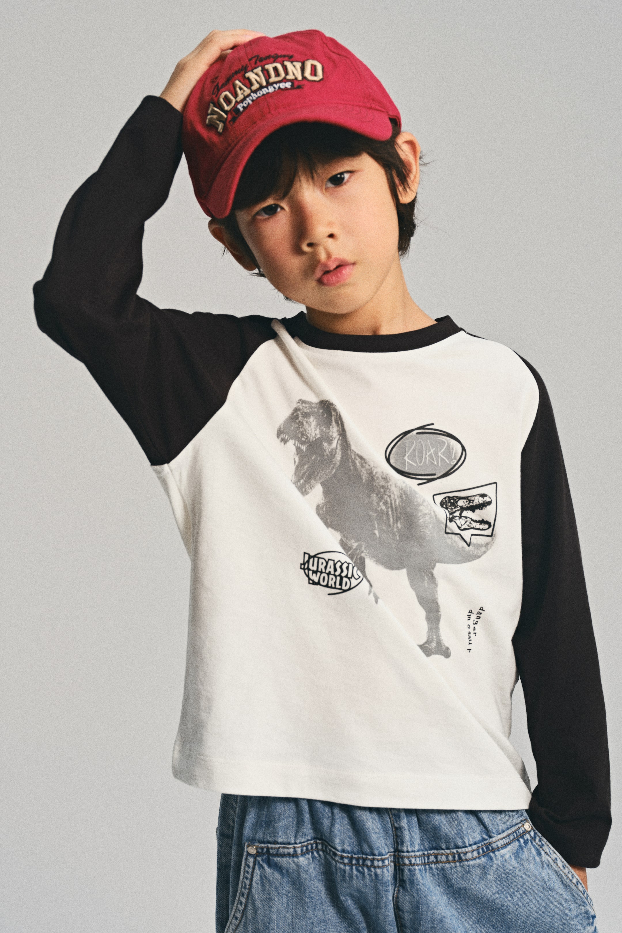 이미지 확대 보기: 프린트 롱 슬리브 티셔츠 - 블랙/쥬라기 월드 - Kids | H&M KR 1