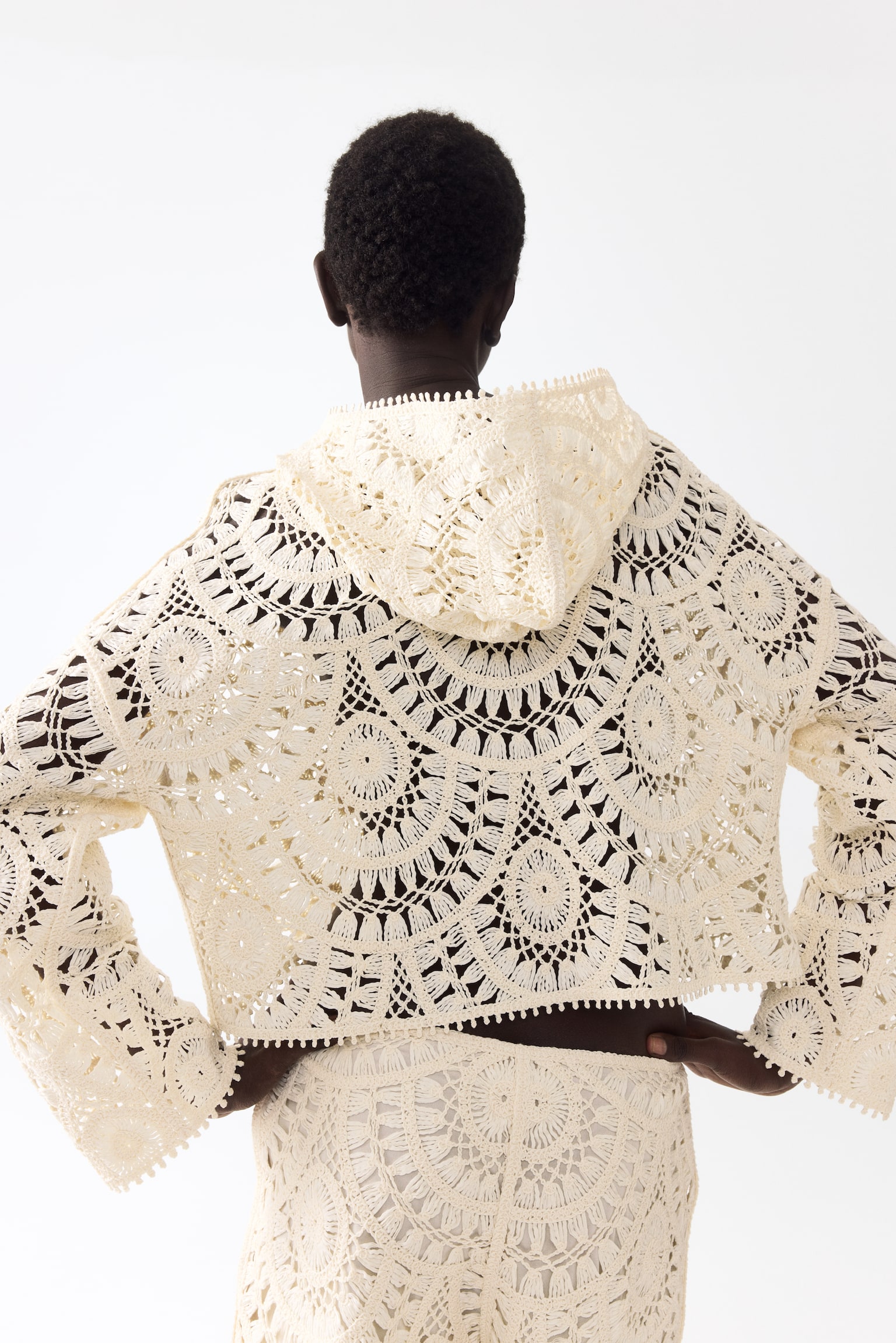 Crochet-look lace-up hoodie - 3