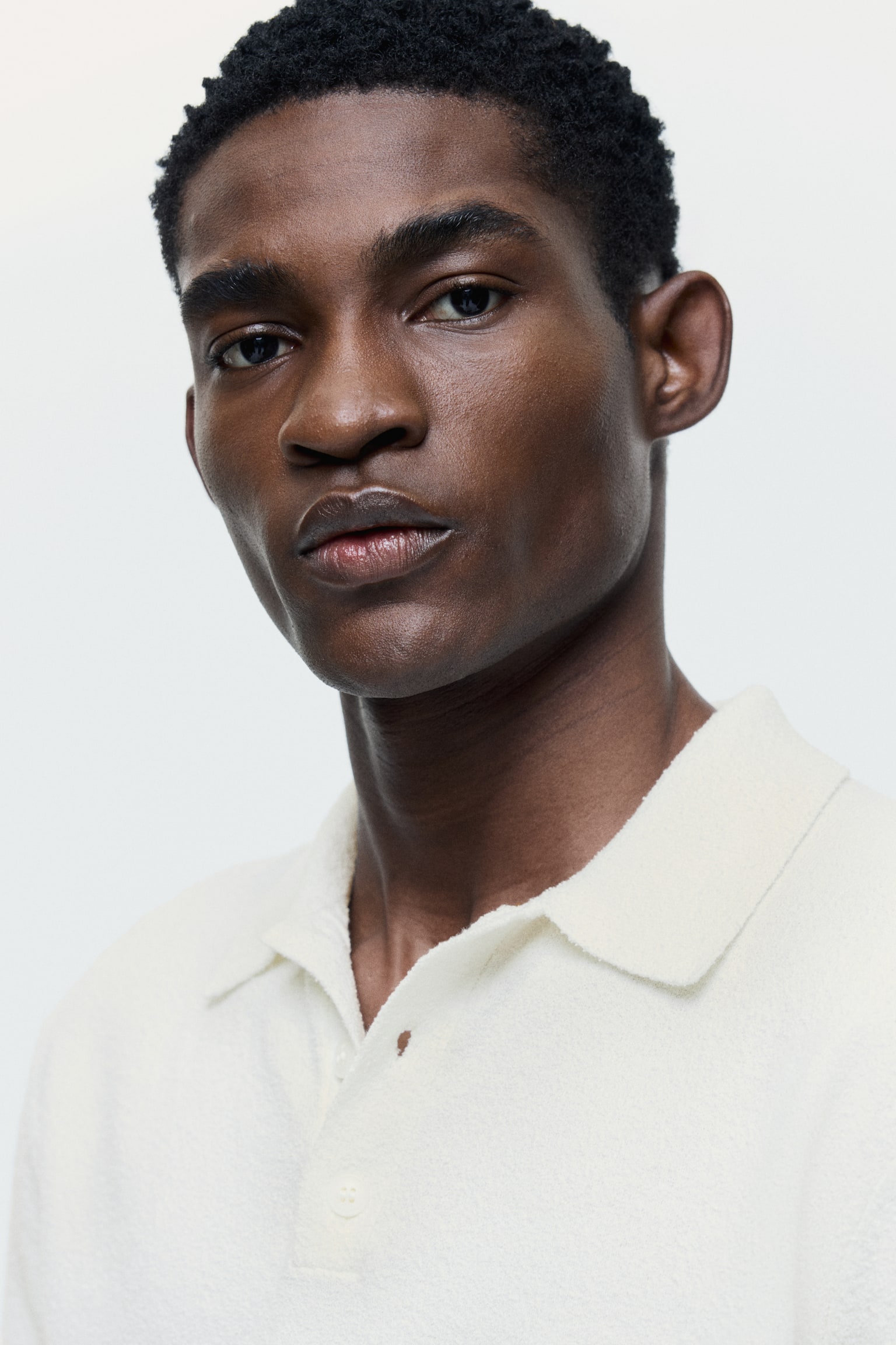 חולצת פולו סריג Regular Fit - קרם/כחול - 5