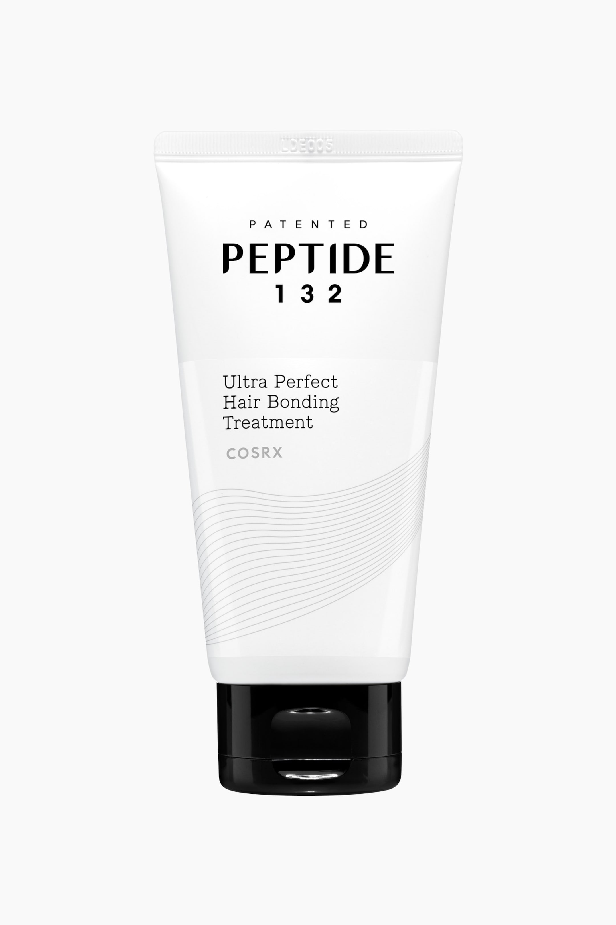 Näytä suurempi kuva: Valkoinen puristettava hiustenhoitotuubi on suunnattu eteenpäin ja siinä on musta flip-top-korkki. Putkessa lukee mustalla tekstillä "PATENTED PEPTIDE 132 Ultra Perfect Hair Bonding Treatment COSRX", ja sen etupuolen alaosassa on hillityt harmaat aaltoilevat viivat.