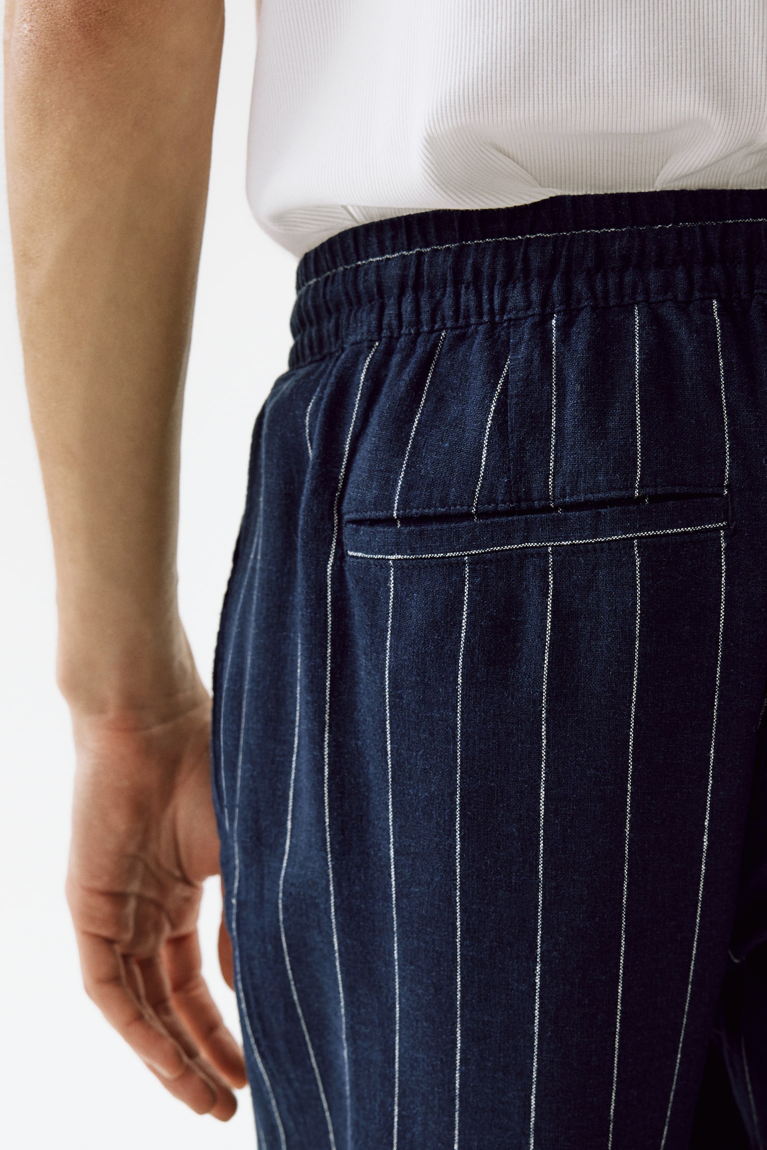 Relaxed Fit Linen-blend trousers - 3