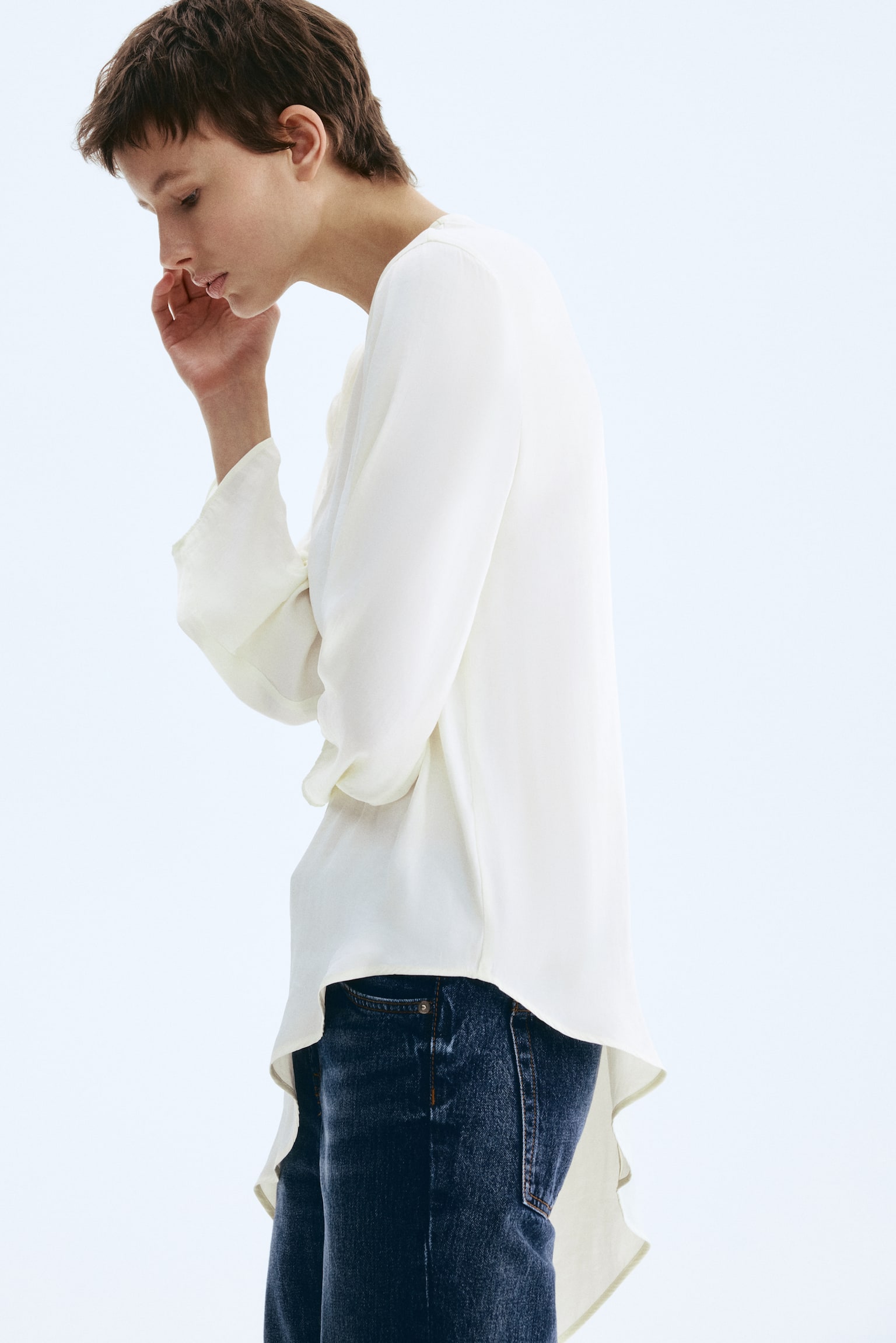 Asymetryczna bluzka - Kremowy/Ciemna zieleń khaki - 4