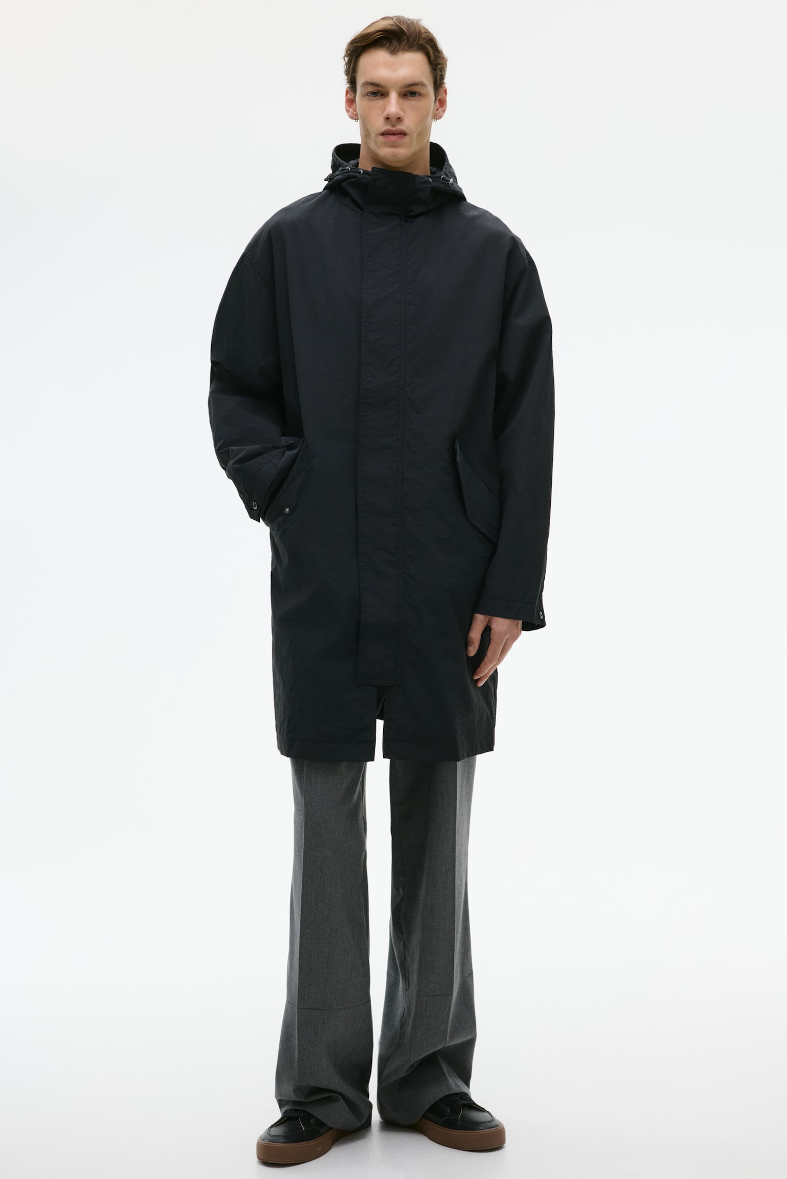 Áo khoác parka vải nylon có mũ - Màu đen - 1