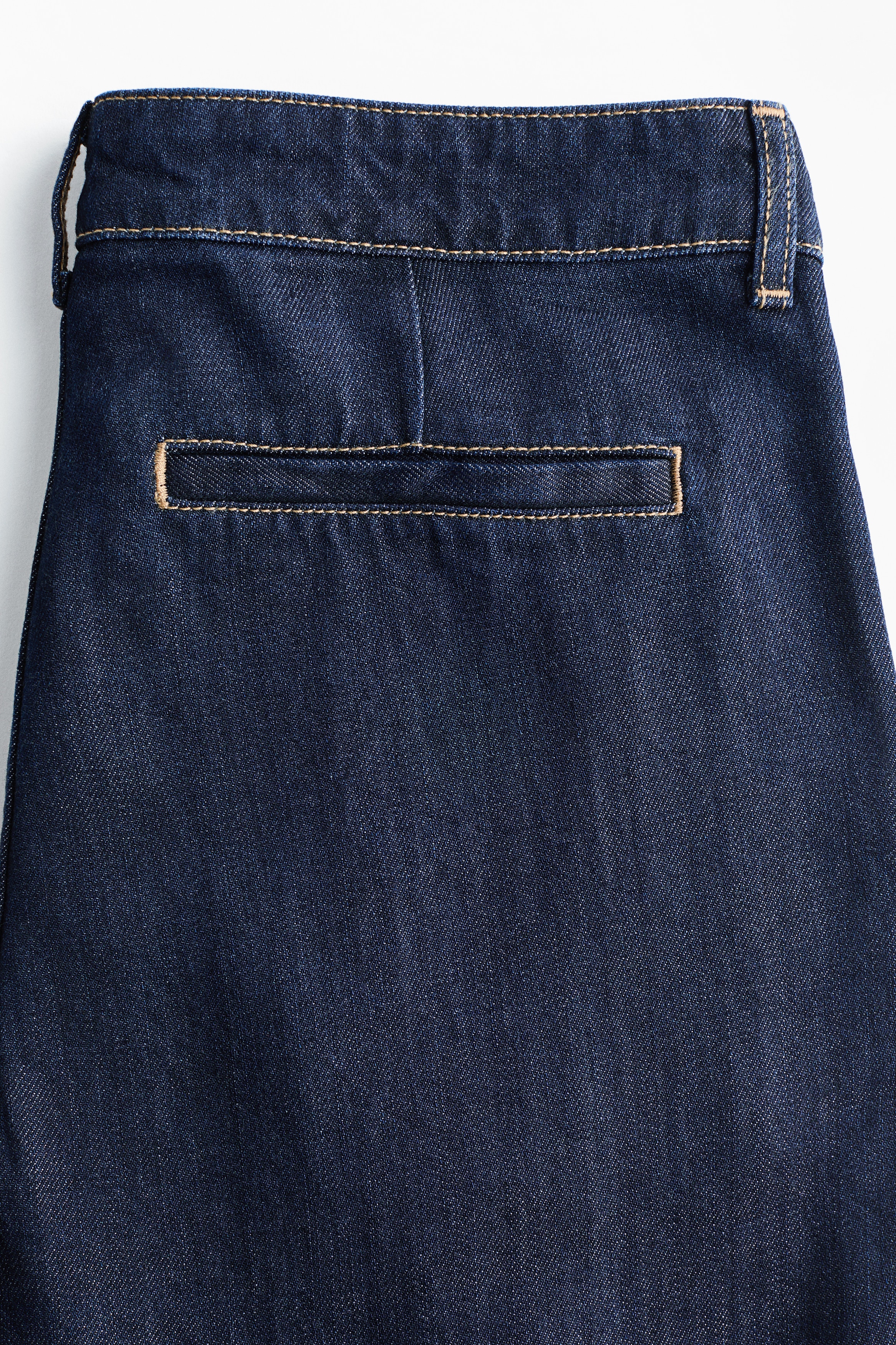 Loose Fit Wide Regular Jeans